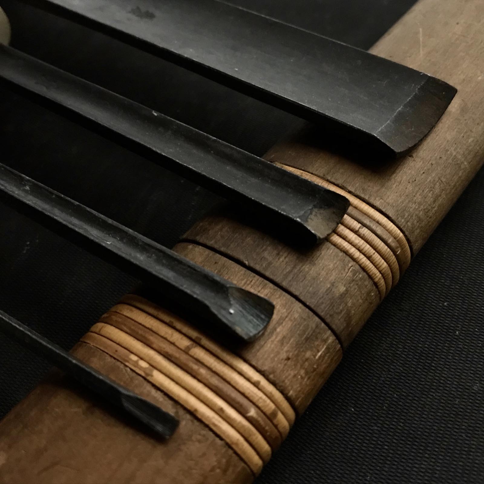 旧蔵 外丸能見鑿 青鋼付鑿 掘り出し物 外丸彫刻刀 黒刃 青紙鋼