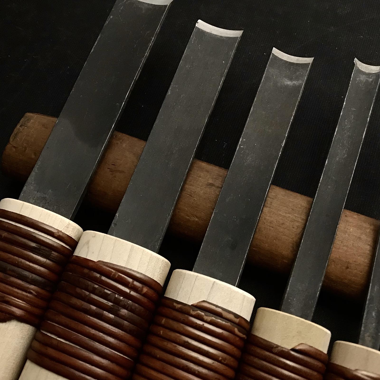 旧蔵 外丸能見 ノミセット 青鋼掘り出し物 外丸彫刻刀9本組 青紙鋼