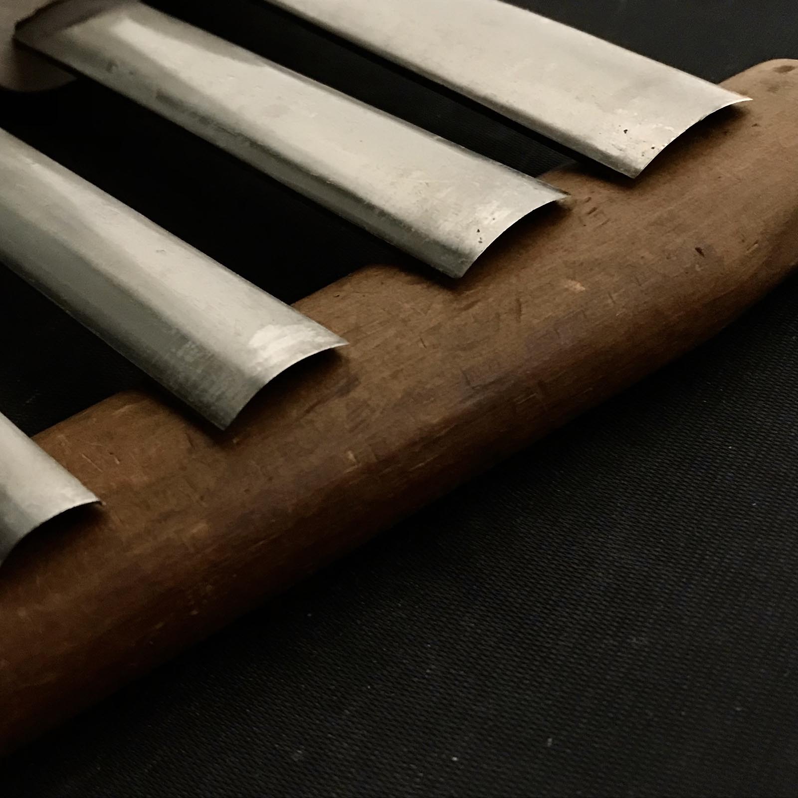 旧蔵 外丸能見 ノミセット 青鋼掘り出し物 外丸彫刻刀9本組 青紙鋼