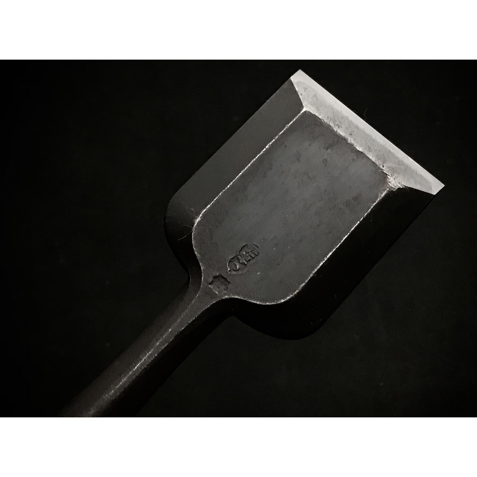 Used Hidari Ichihiro Second Generation Bench chisel 中古 月市弘 二代目左市弘山崎勇作 追入鑿 Oirenomi 42mm