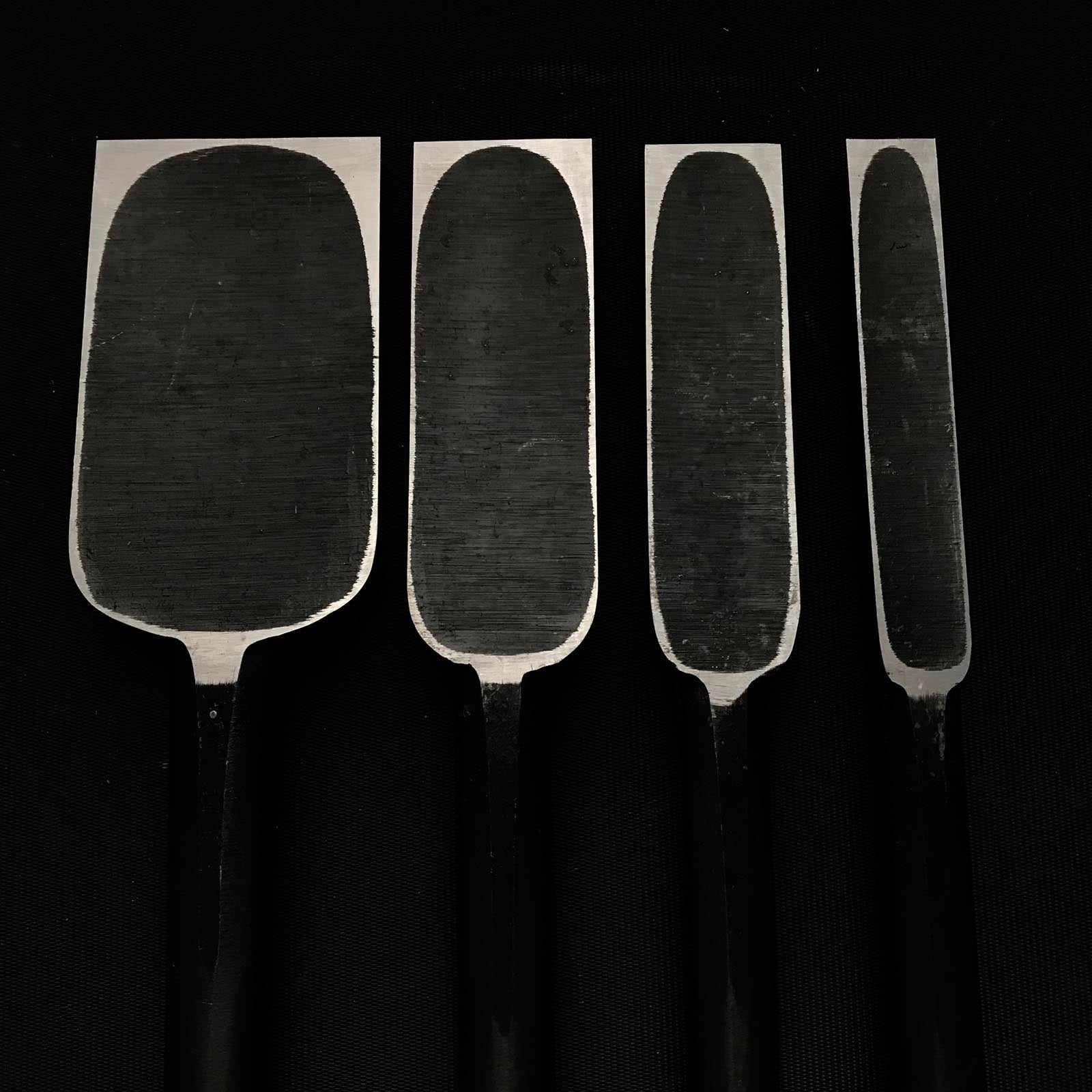 Sukemaru Slick Chisels (Irimoya / Anayanomi) 助丸 入母屋鑿・穴屋鑿 48,42,36,30,24,18,15,13.5,12 mm