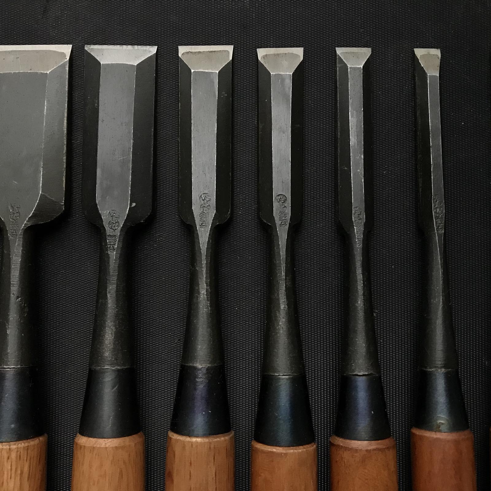 Kazuhirro Old stock Bench chisels set by Endou Kazuo 遠藤一雄作 かず弘 追入組鑿 Oiirenomi
