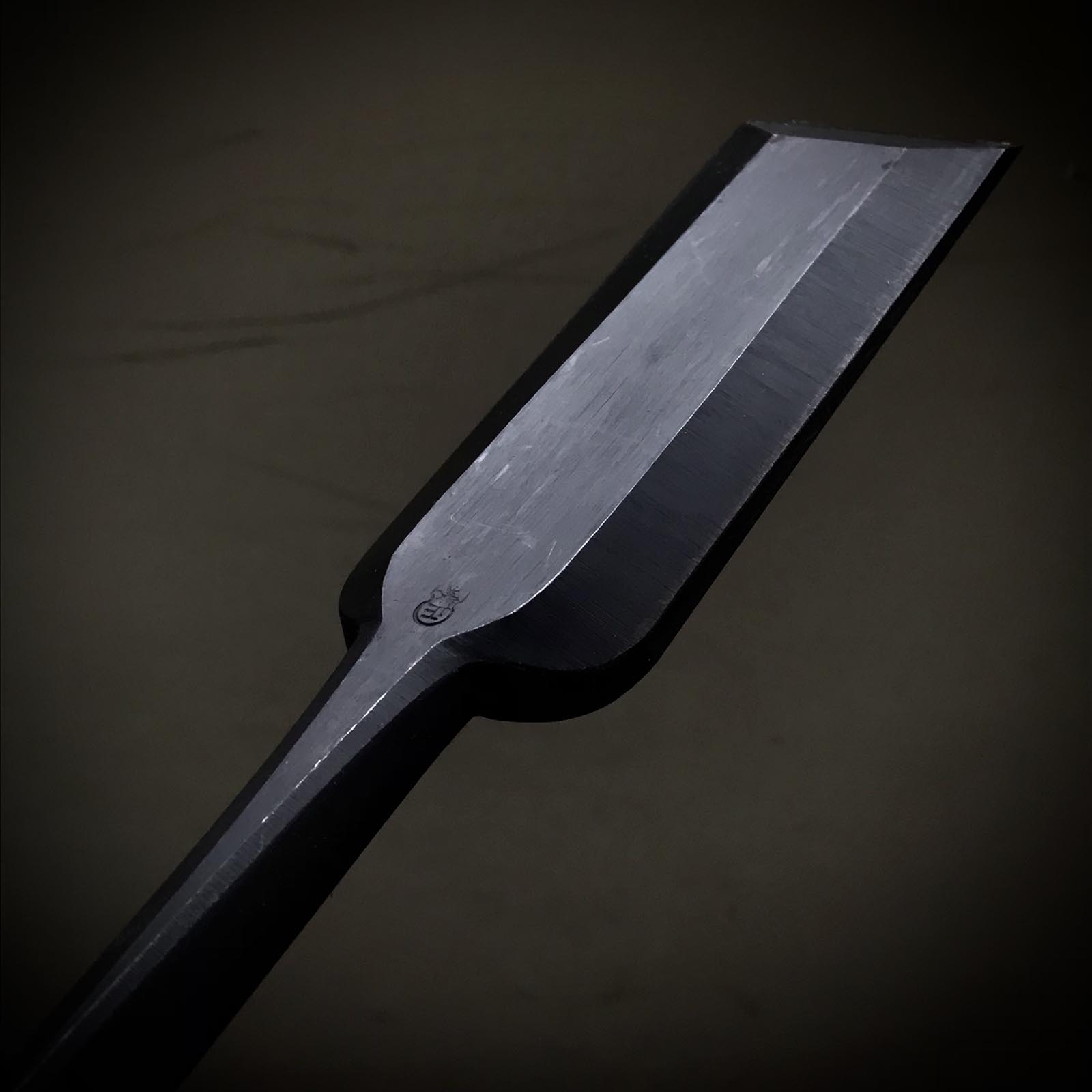 Used Masashige slick chisel by Masataka Miyawaki 掘出し物 宮脇正孝氏 正繁 本突き鑿 48mm