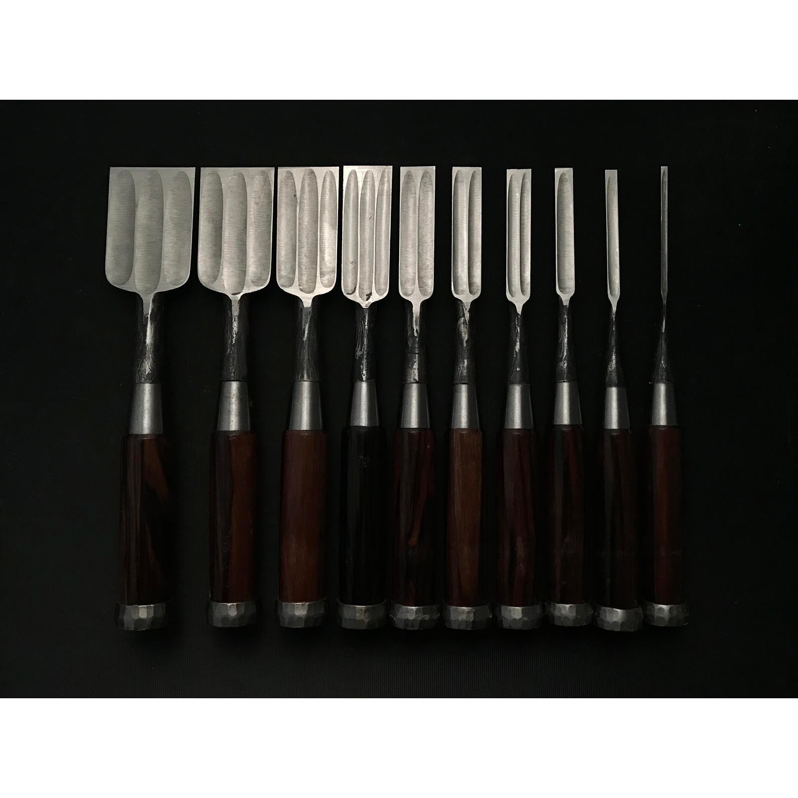 旧蔵 隅流し宗弘 ベンチノミセット 掘り出し物 宗弘 墨流し 追入組鑿 黒檀柄 おいれのみ