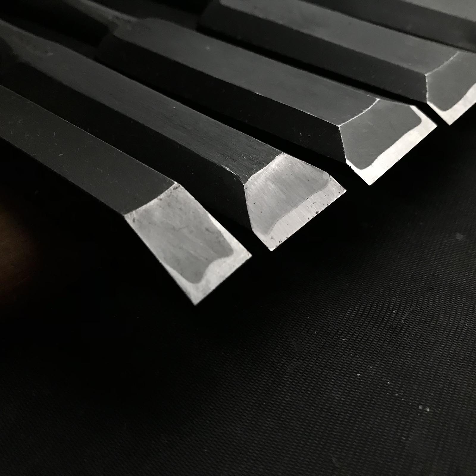 Old stock #1 Mixed set for beginner Timber chisels set with White steel 掘出し物 バラ鑿合わせ 初心者におすすめ 叩鑿6本組 Tatakinomi