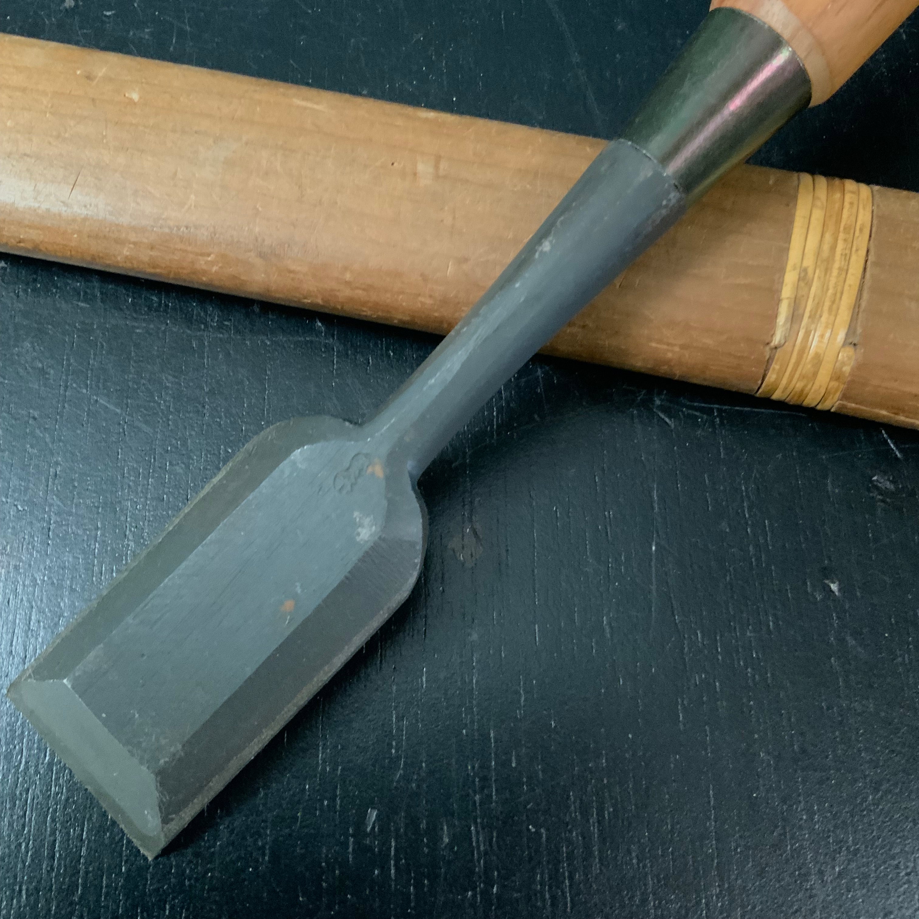 Old stock Hidari Hisasaku Bench chisels 30mm      掘出し物 左久作 追入鑿 30mm