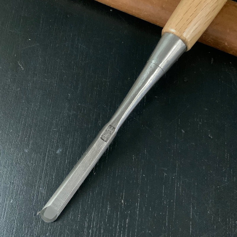 Tasai Special carving chisel with Japanese white oak   田斎作 外丸鑿 白樫柄 15mm Sotomaru