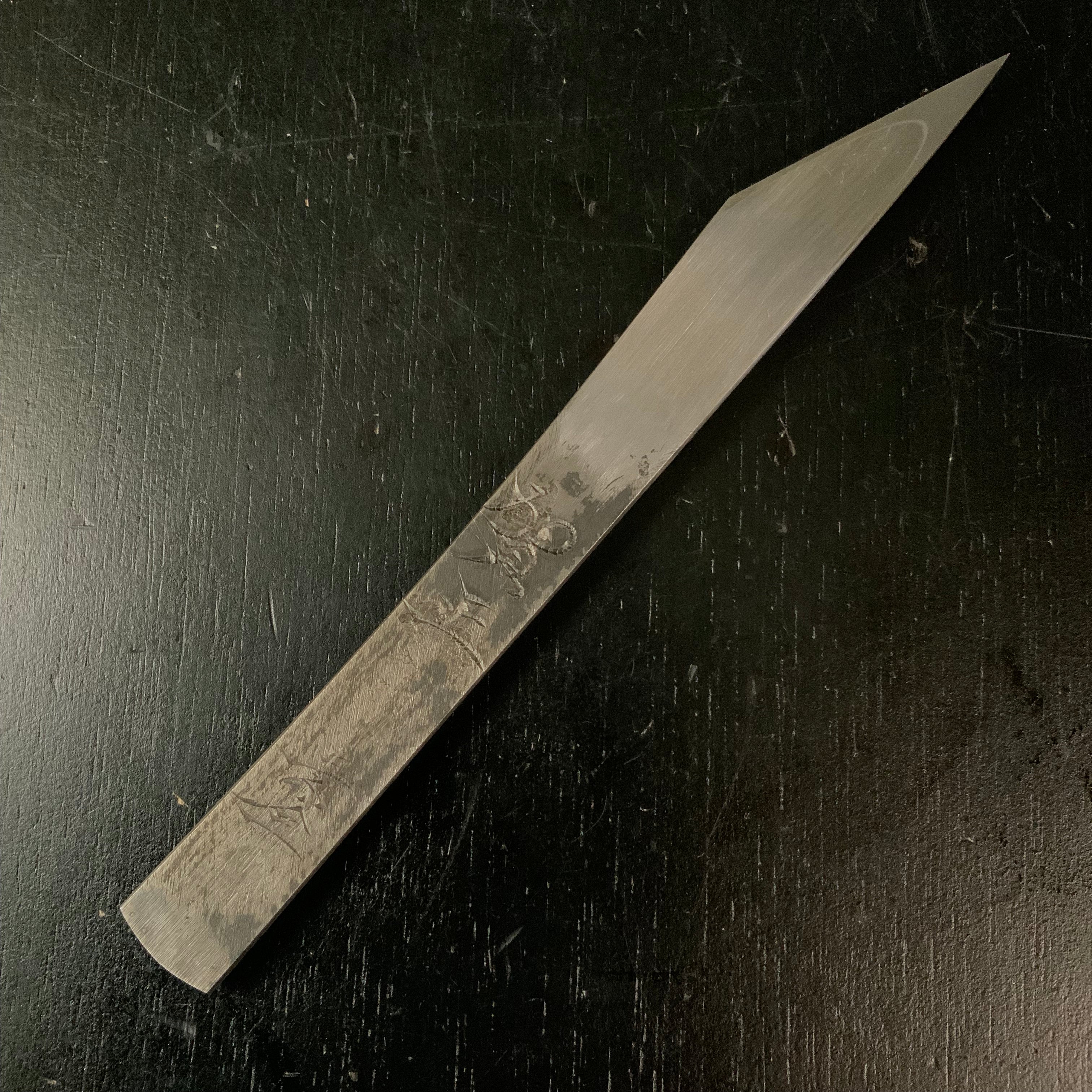 Gasho Hirotsugu Right hand Kiridashi by Sozen Carving  賀正 廣貢 素全作  切出し小刀 右  21mm
