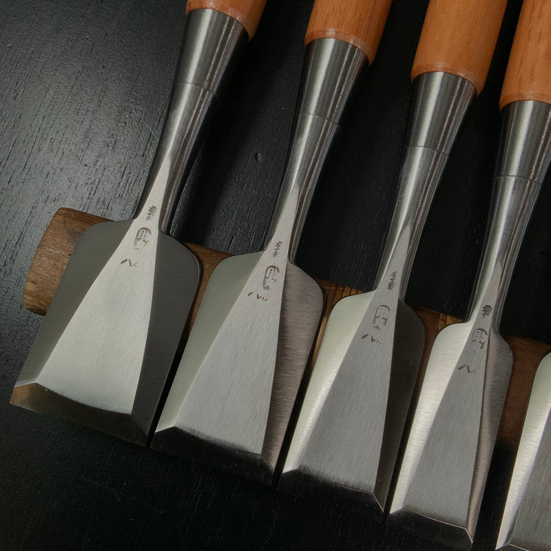 Sukemaru 4th High-Speed Steel Bench chisels 10pc set Ichimonji Type  四代助丸 碓氷淑郎 ハイス鋼追入組鑿 一文字 Oirenomi