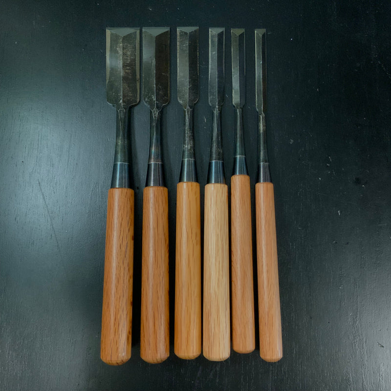 Iwazaki Dovetail Paring chisels (Usunomi) by Iwazaki Eisuke 岩崎永祐作 岩崎 鎬薄鑿 usunomi