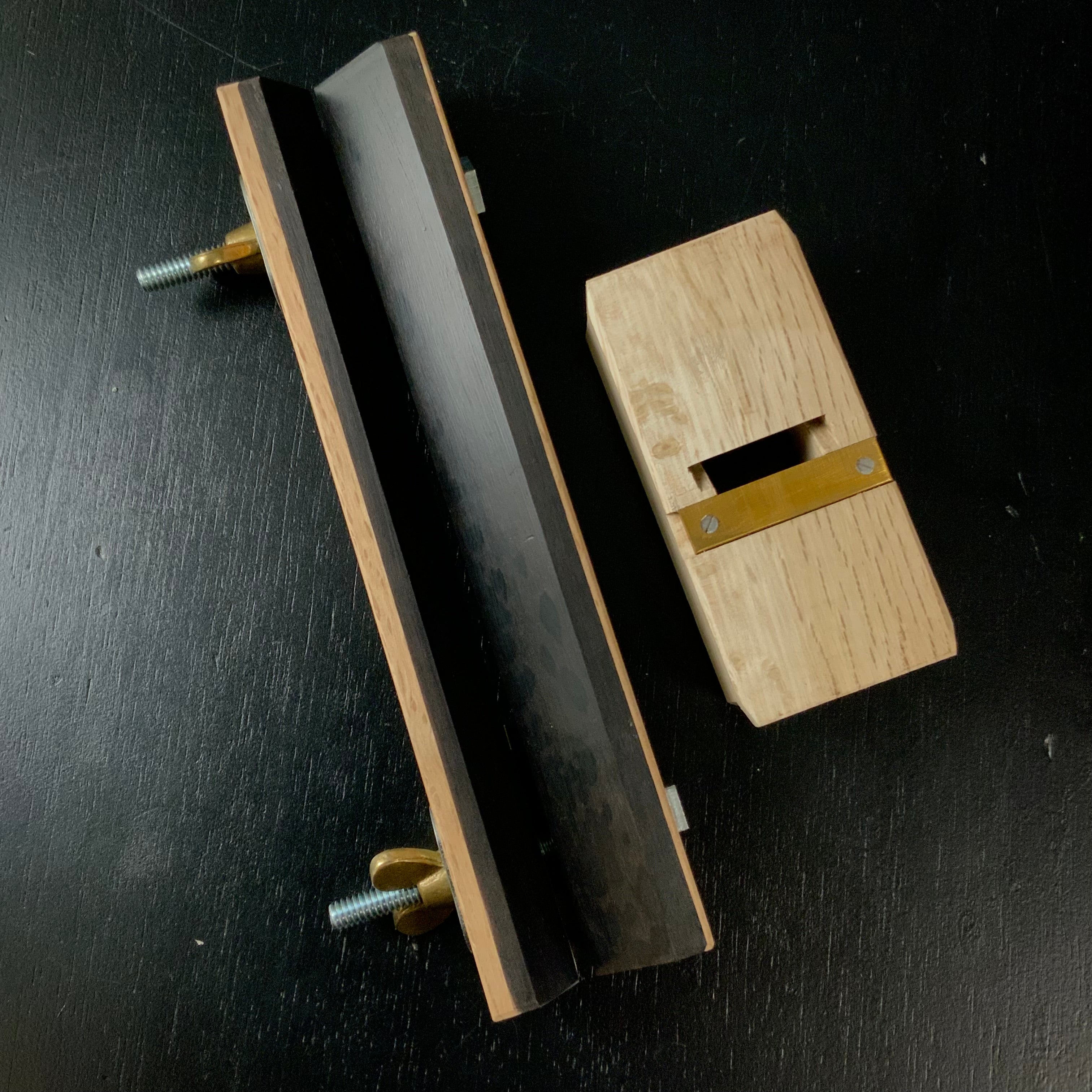 Old stock  Chamfer Plane 60° with blue steel 掘出し物  小森作 猿面取鉋 黒檀張り 30mm