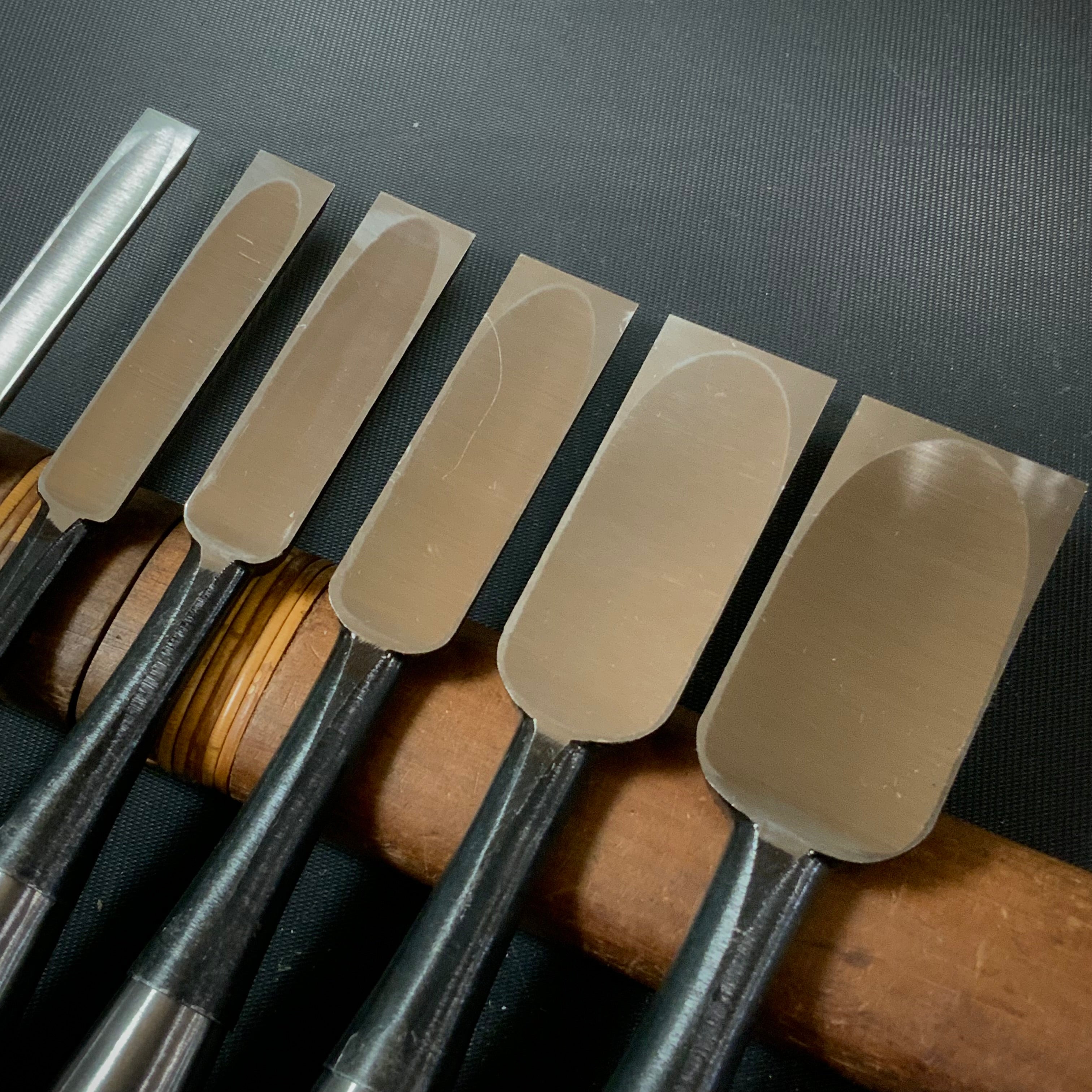 Yoshitaka Dovetail Bench chisels Shinogi Oirenomi each size 義隆