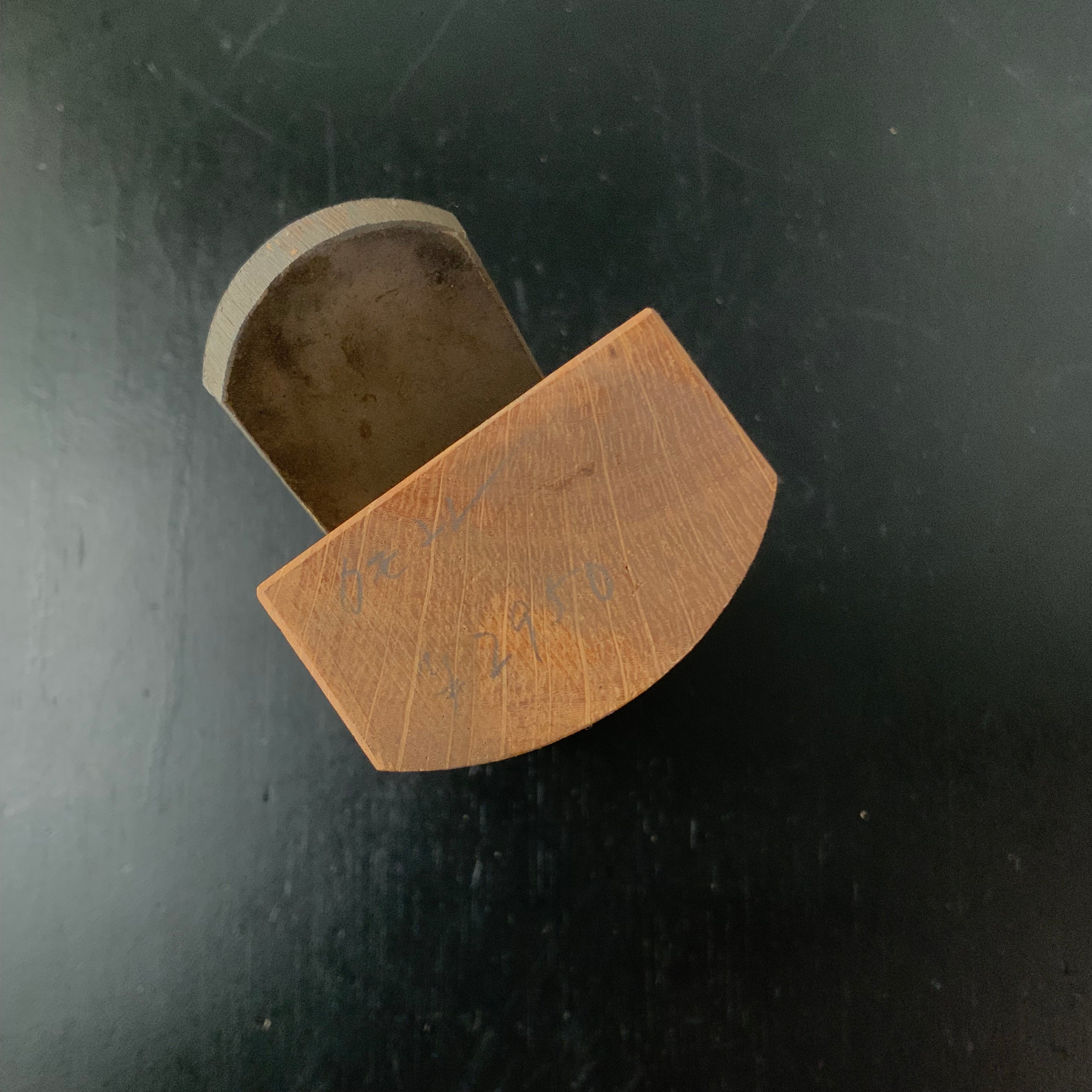 Old stock  Small Rounding Plane (Sotomaru Kanna)         掘出し物  外丸鉋  36mm