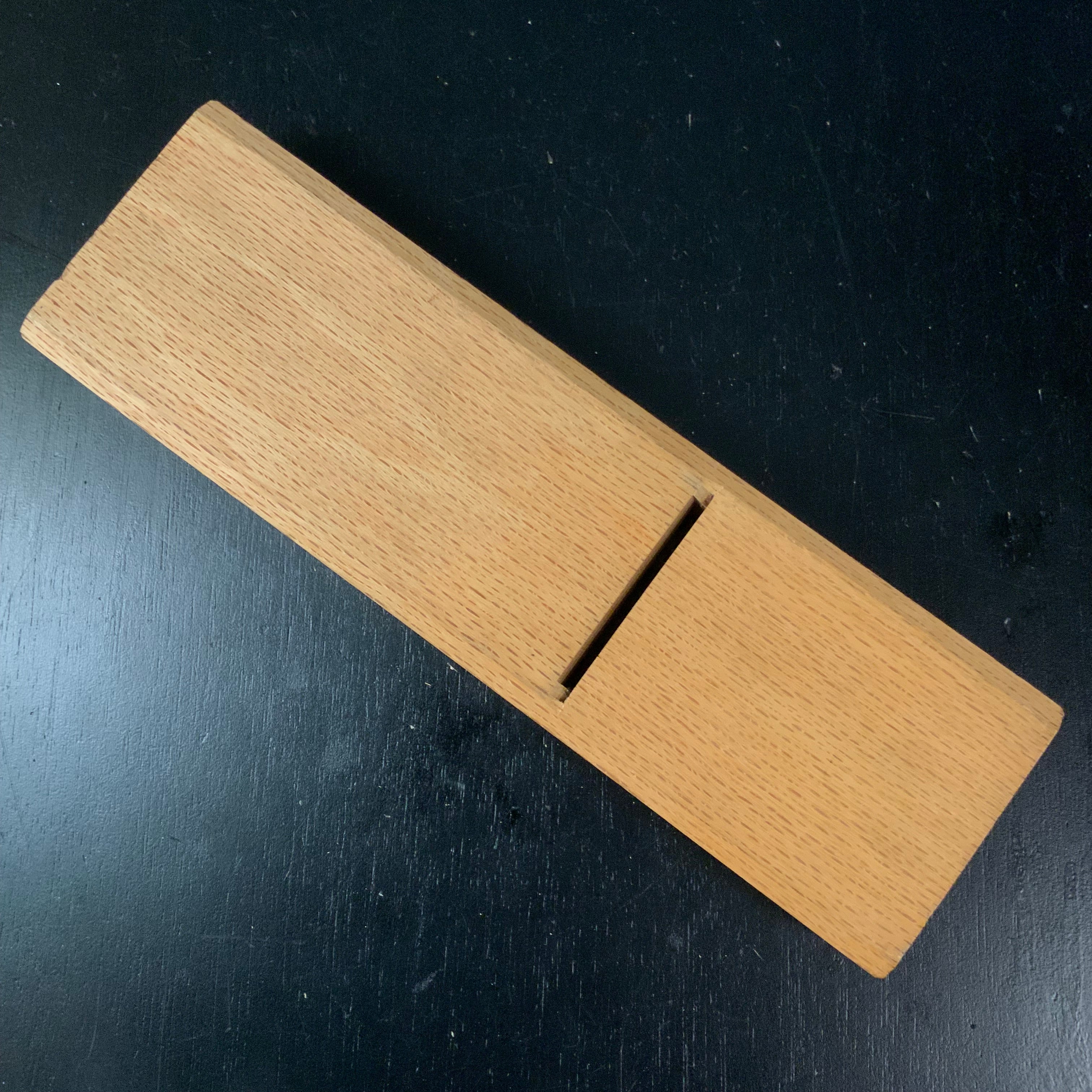 Old stock Miyabashira Smoothing Plane (Kanna) 掘出し物 宮柱 神聖蒼龍作 仕上げ鉋 70mm