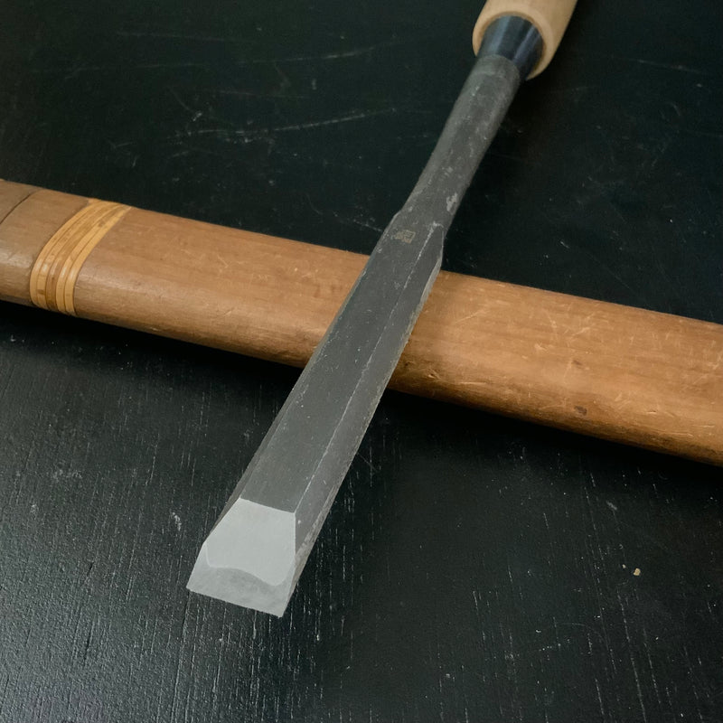 kanetake Longneck Timber chisel  /   カネ武 首長厚鑿 15mm Atsunomi