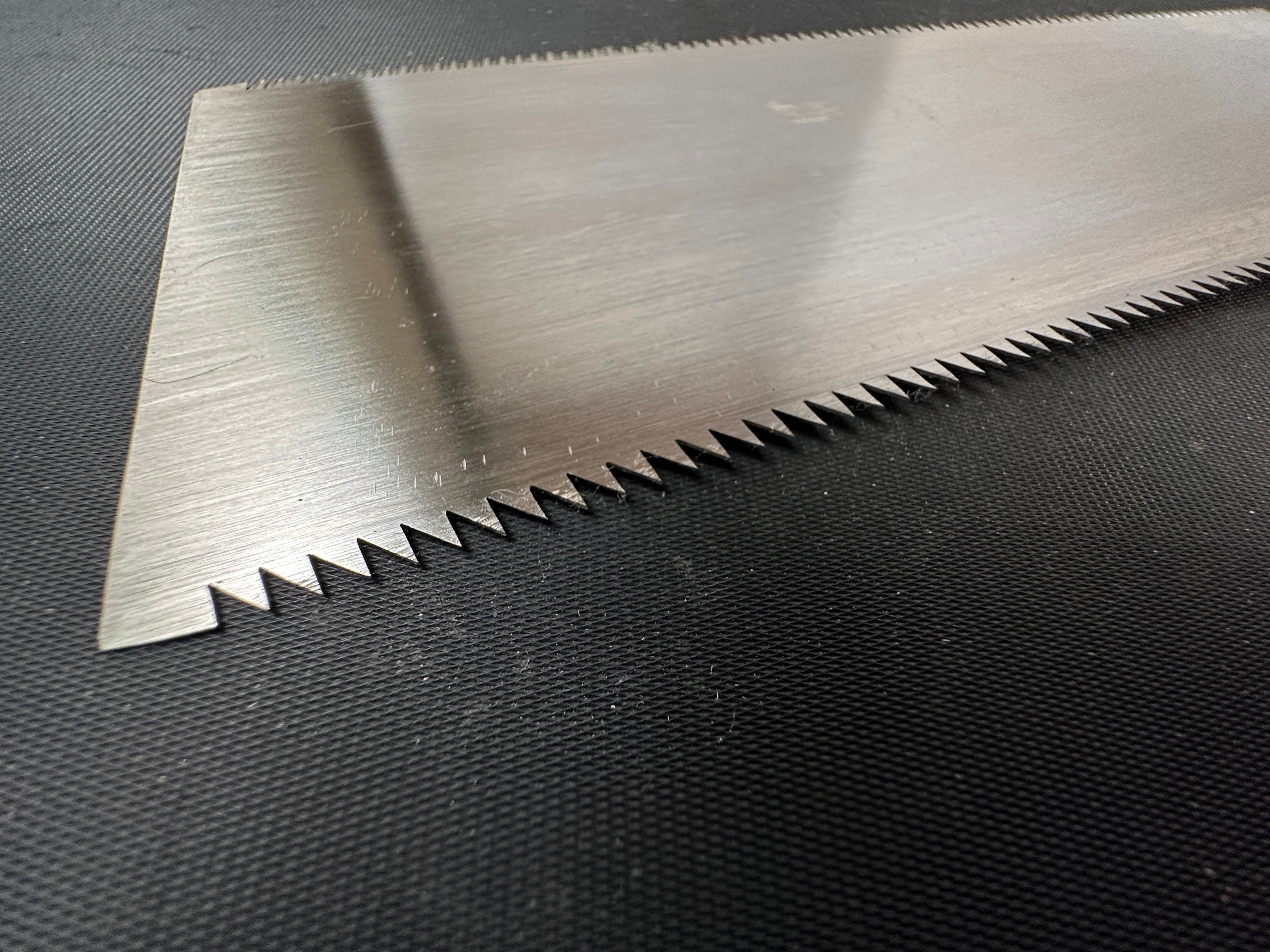 #R13 Ready to use! Old stock Double Edge (Ryoba) Saw with Eddy Type Handles set by Kurashige 直ぐ使い 倉重栄助 目立 渦巻き柄 両刃鋸 220mm