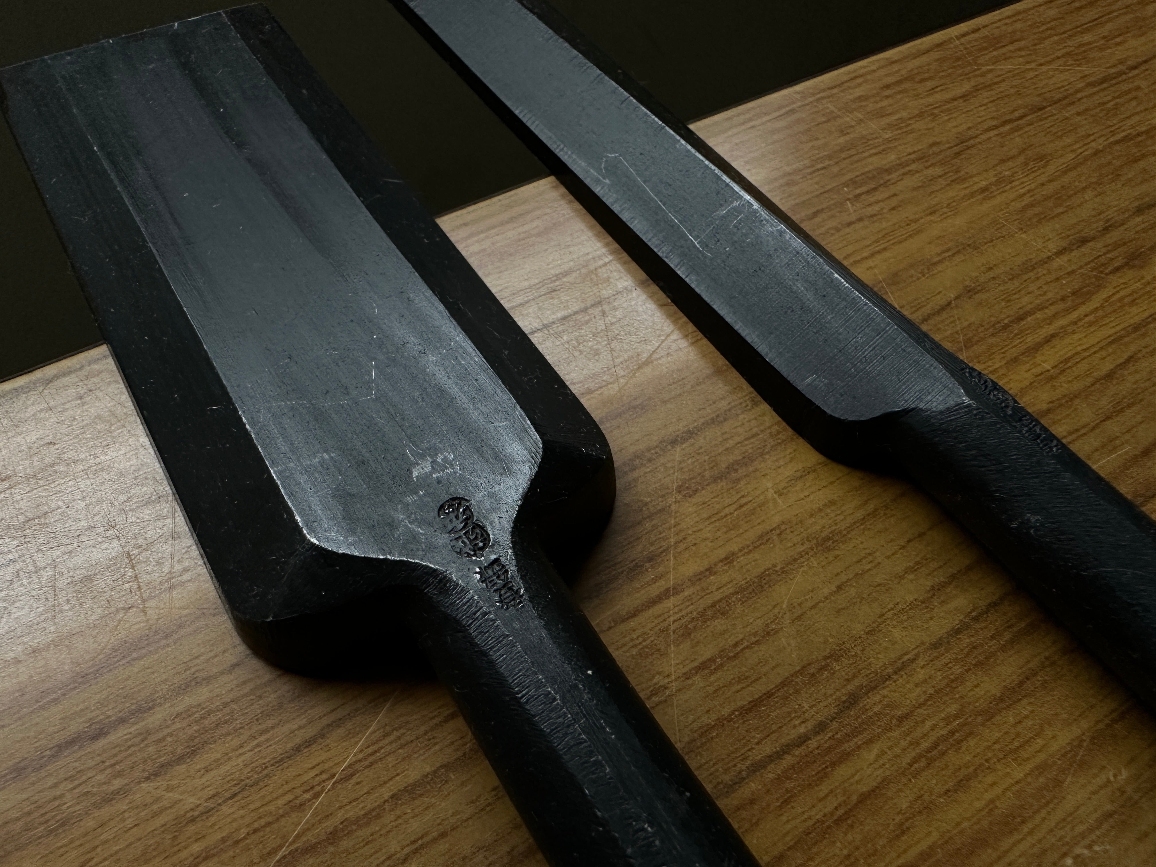 Old stock #2 Koshihide Slick Chisels set with white steel  掘出し物 越秀 本突き組鑿 48,24mm Ootsuki-nomi, Hontsuki-Nomi