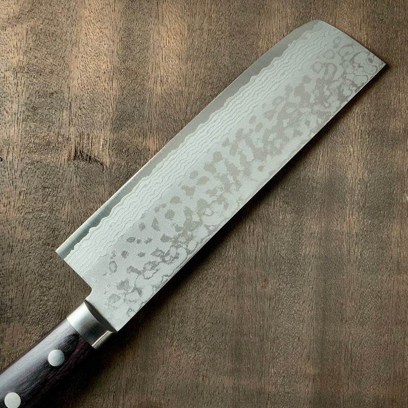 Haku-un Nakiri knife with a 17-layer stainless steel cladding 本鍛造白雲  Ｖ金10号口金付積層菜切包丁 165mm