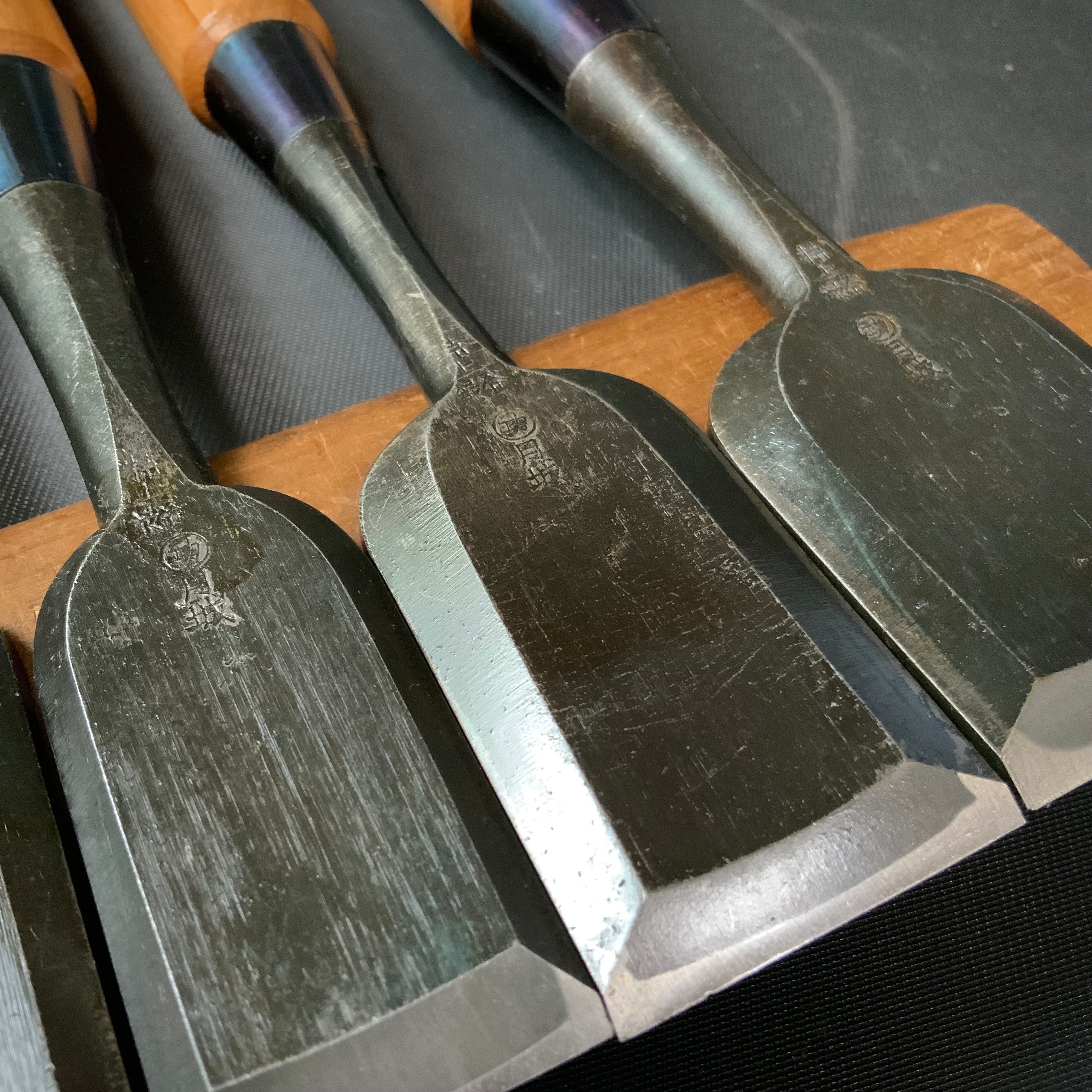 Tsukishiro Bench chisels set  10 Piece          月城 追入組鑿 白樫柄  Oirenomi