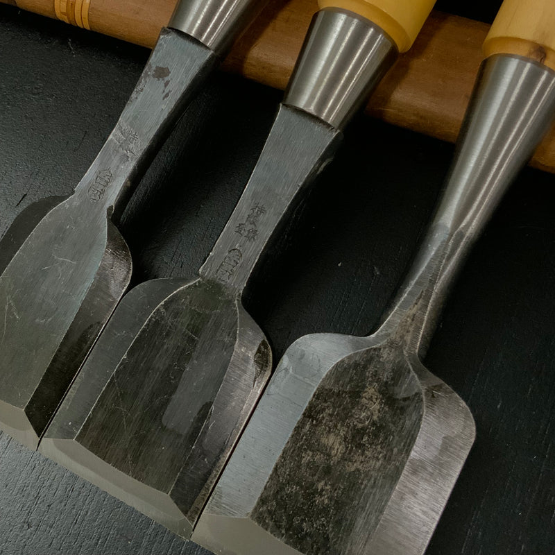 Hidari Nobuhiro Hiramachi Bench chisels by Iwazaki Eisuke 岩崎永祐作 左のぶ弘 平待追入鑿