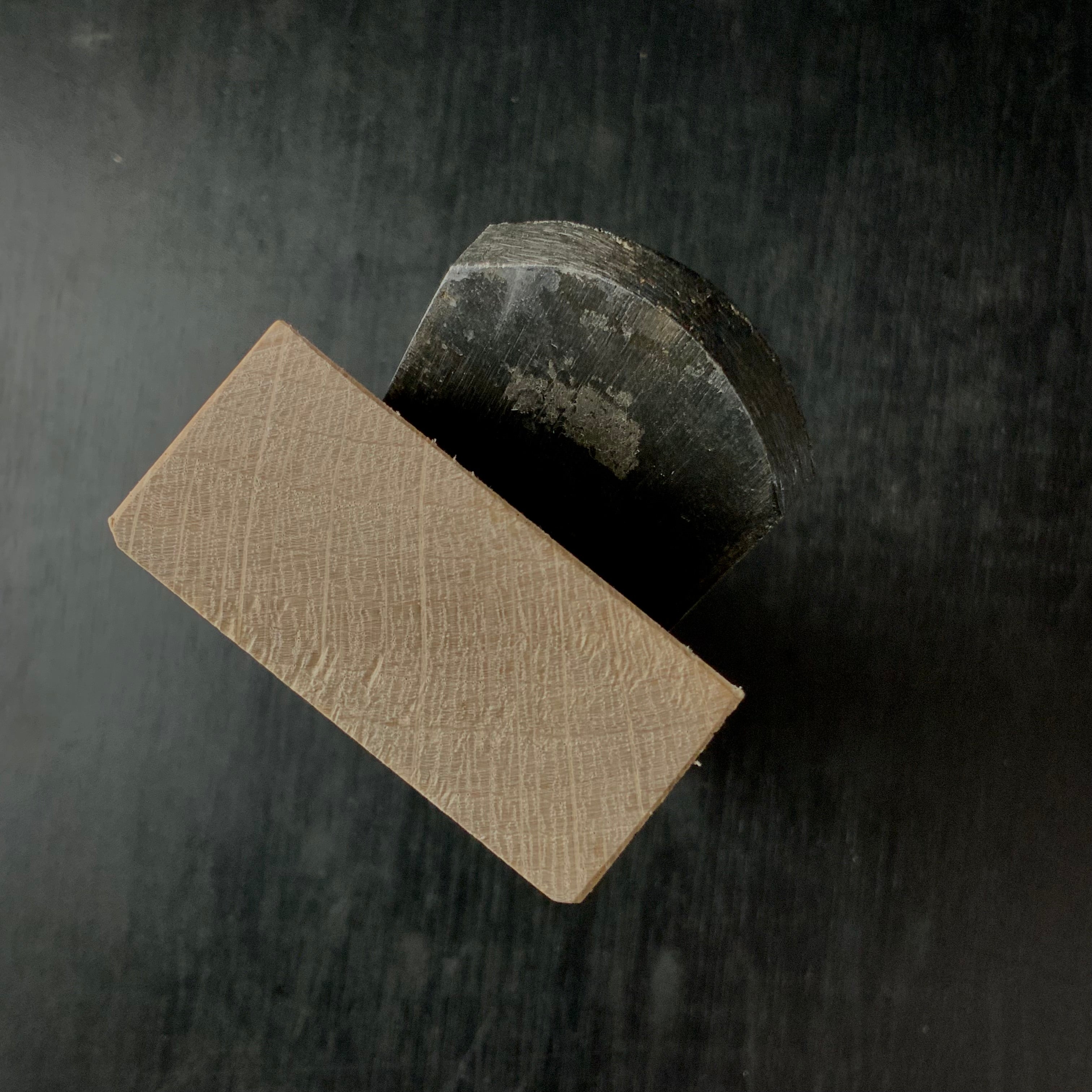 Old stock Yoshimitsu Small Plane(Ko-Kanna) Blue Steel   掘出し物 義光  小鉋  42mm 青紙付