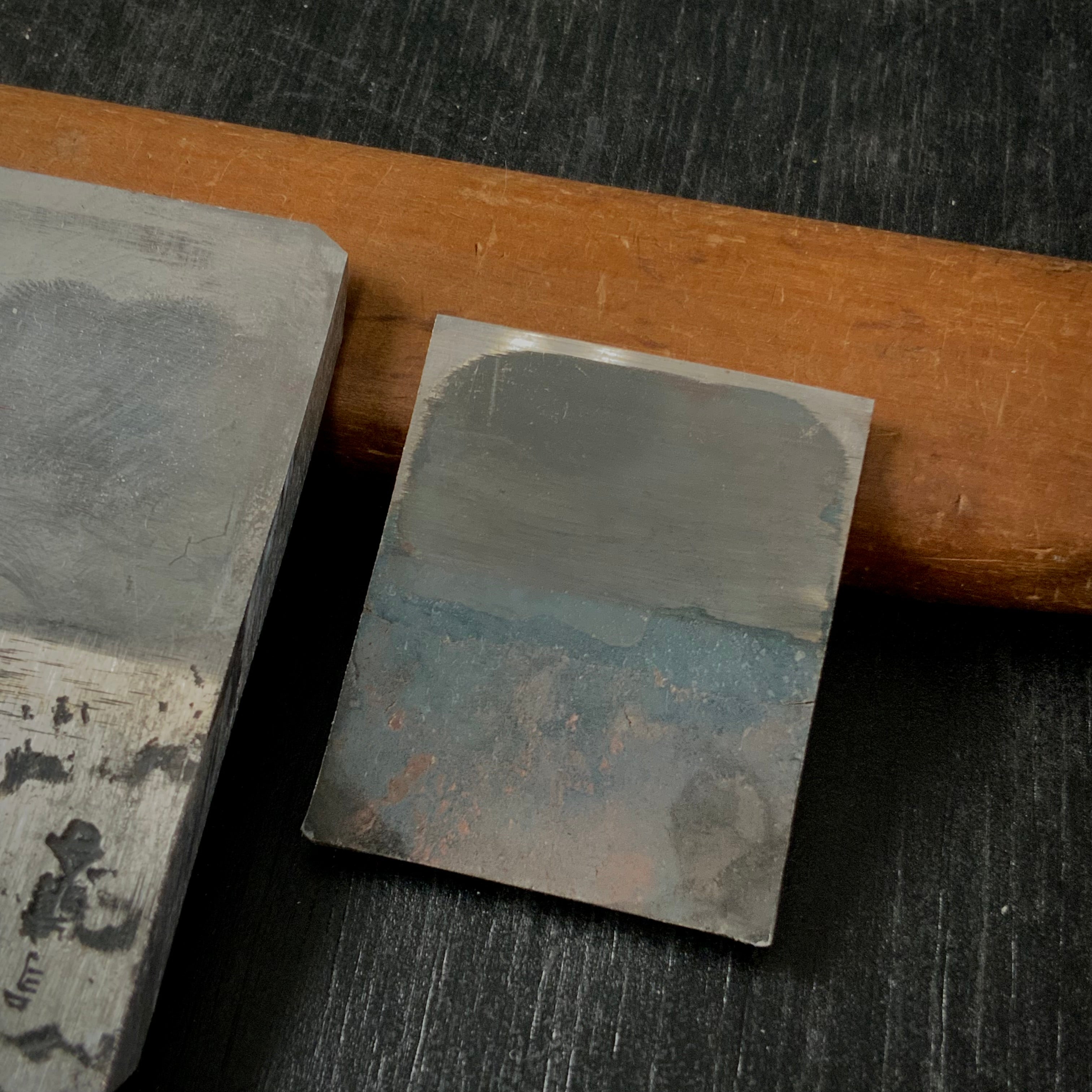 Old stock Yoshimitsu Small Plane(Ko-Kanna) Blue Steel   掘出し物 義光  小鉋  42mm 青紙付