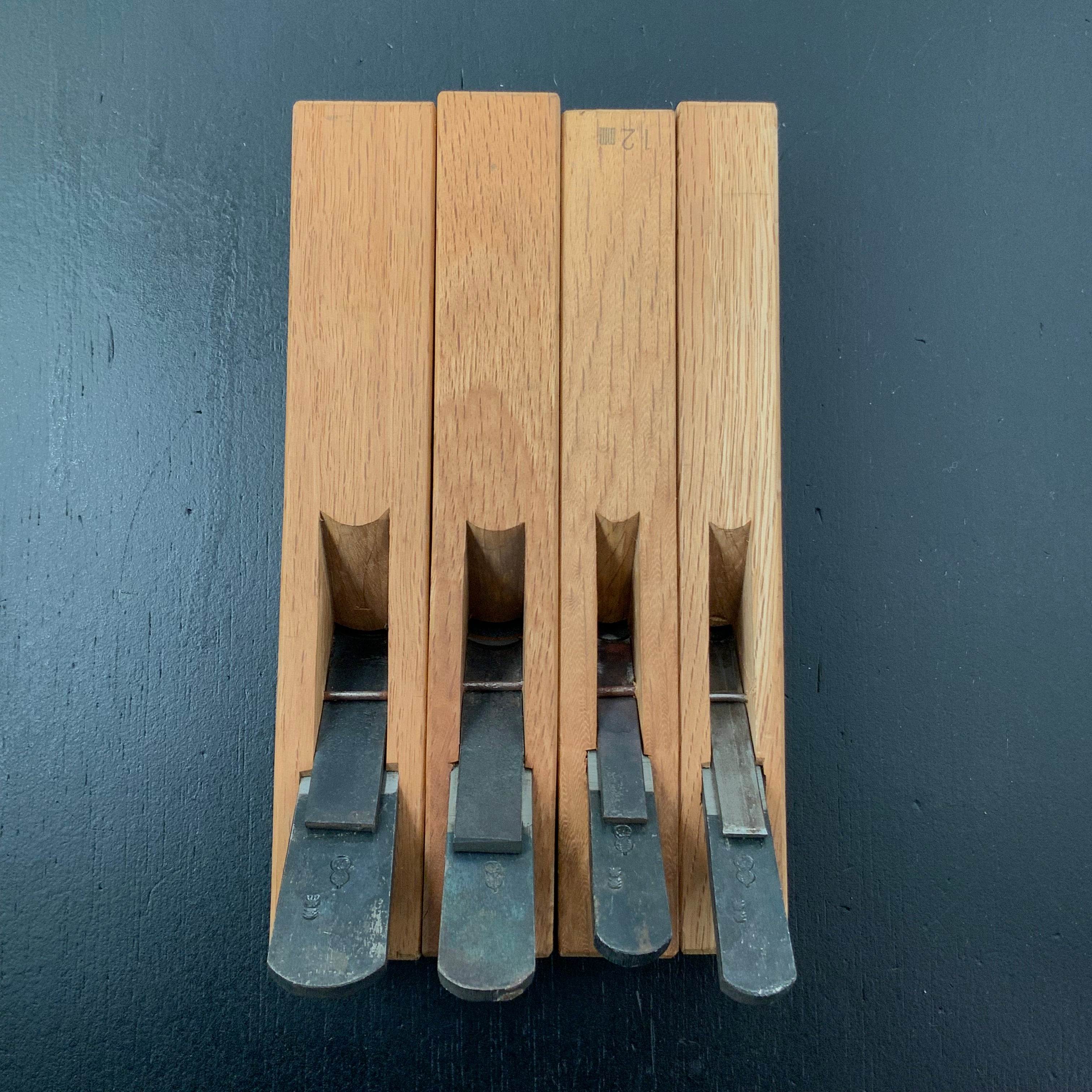 掘出し物 義弘 内丸鉋  Old stock Yoshihiro Small Rounding Plane (Uchimaru Kanna)