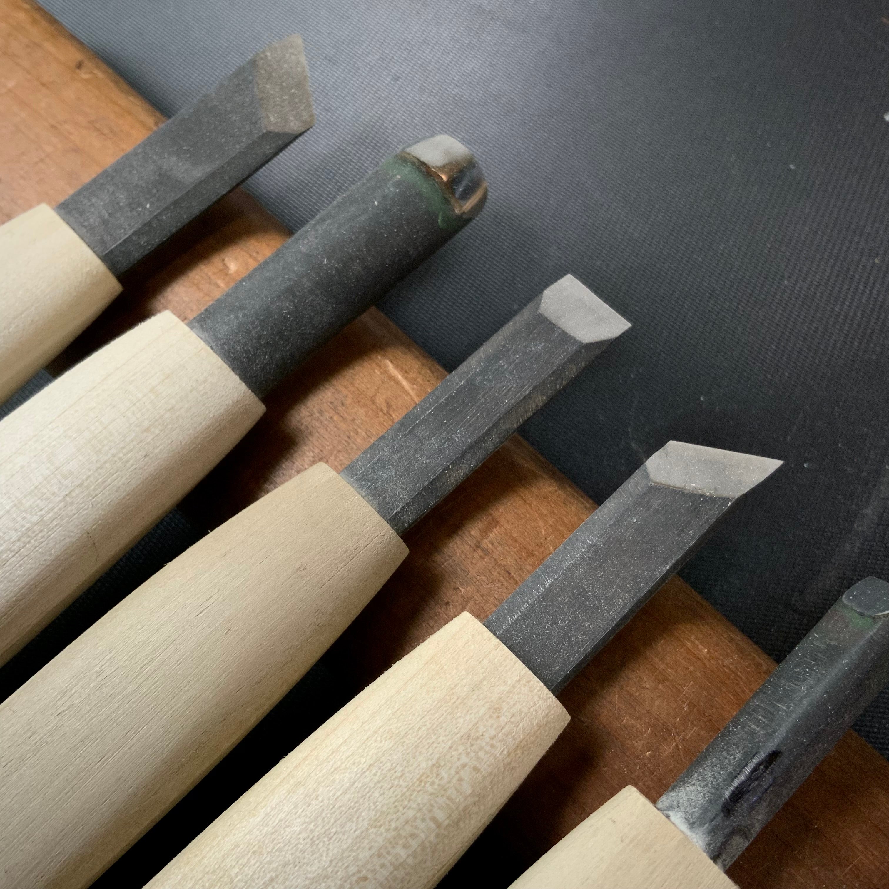 Baishinshi Carving chisels set    /       梅心子 彫刻刀10本組   Chokokuto
