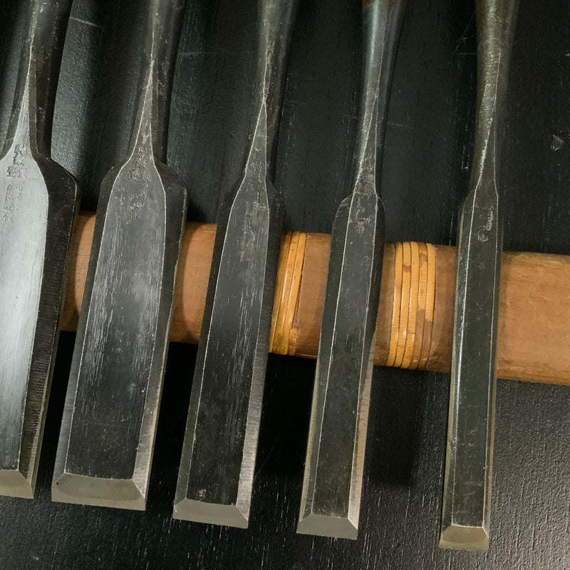 Iwazaki Paring chisels (Usunomi) by Iwazaki Eisuke 岩崎永祐作 岩崎 面取薄鑿 usunomi