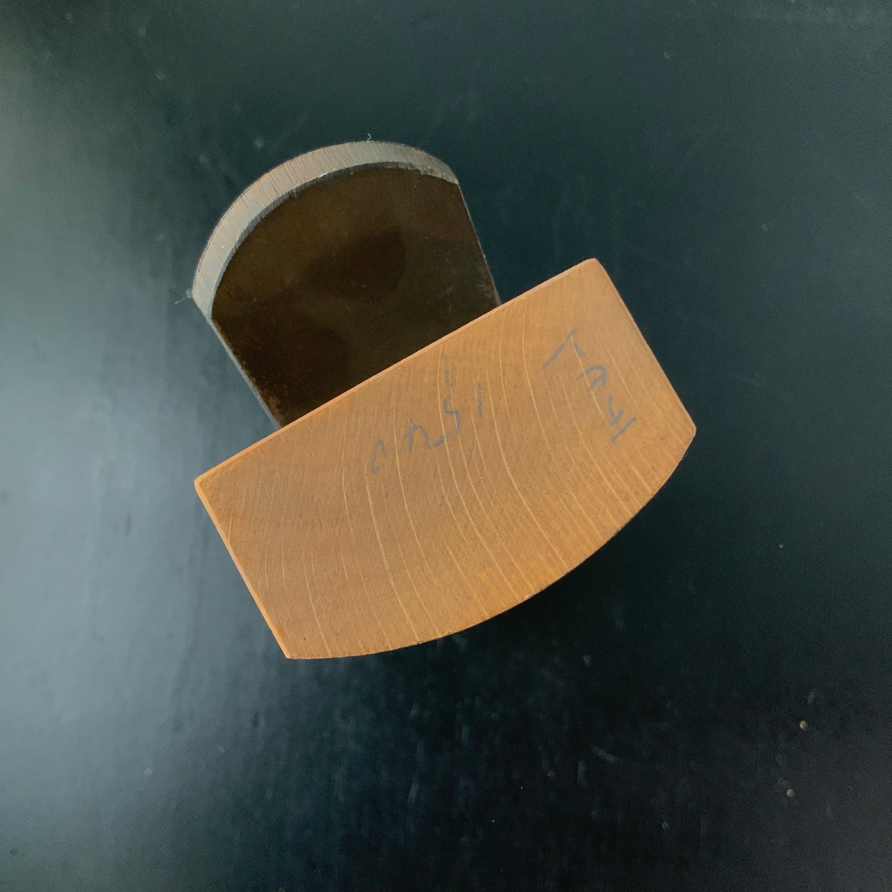 Old stock  Small Rounding Plane (Sotomaru Kanna)         掘出し物  外丸鉋  42mm