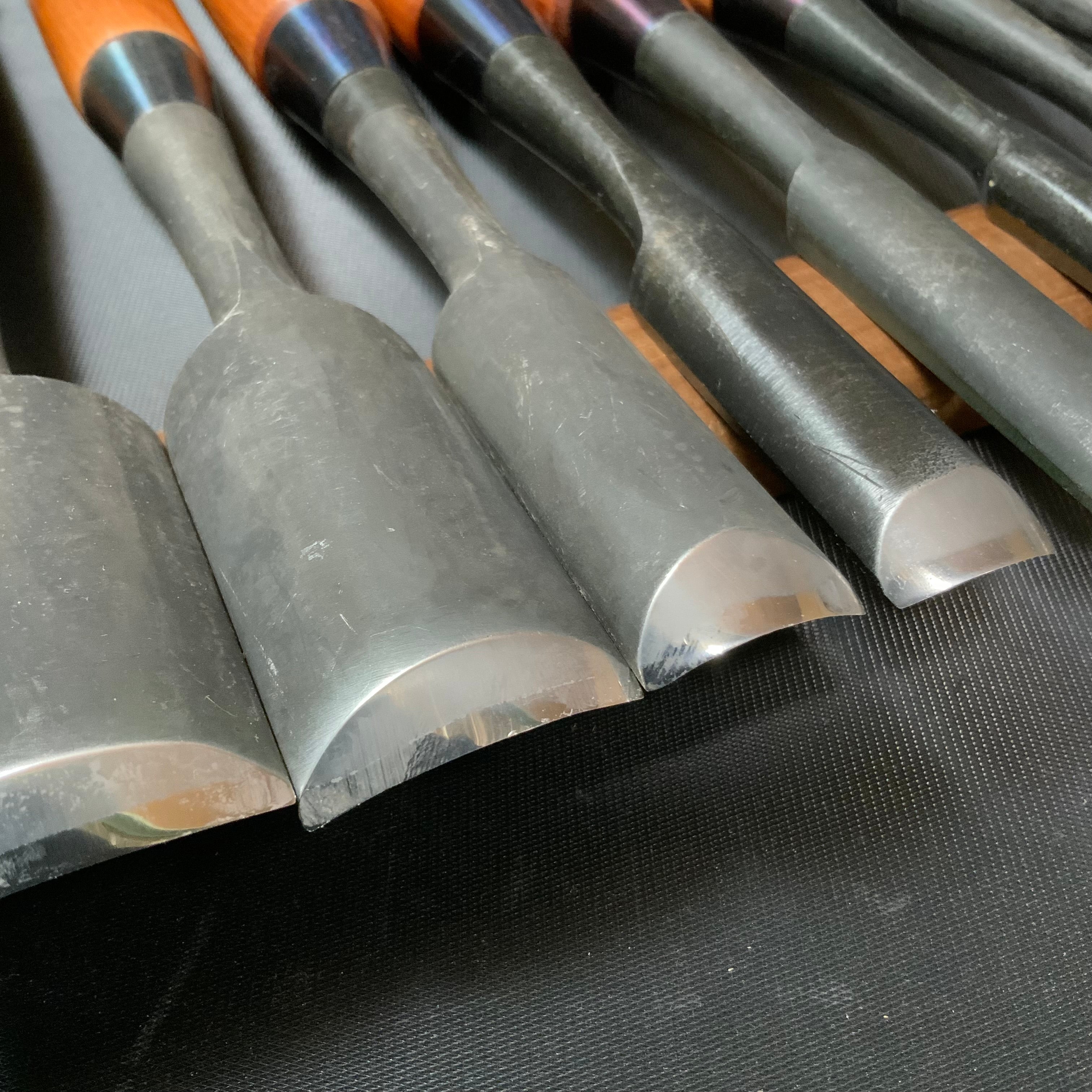 #13 Old stock Uchi maru bench chisels set with white steel 掘出し物 内丸追入組鑿 10本組 Uchimarunomi