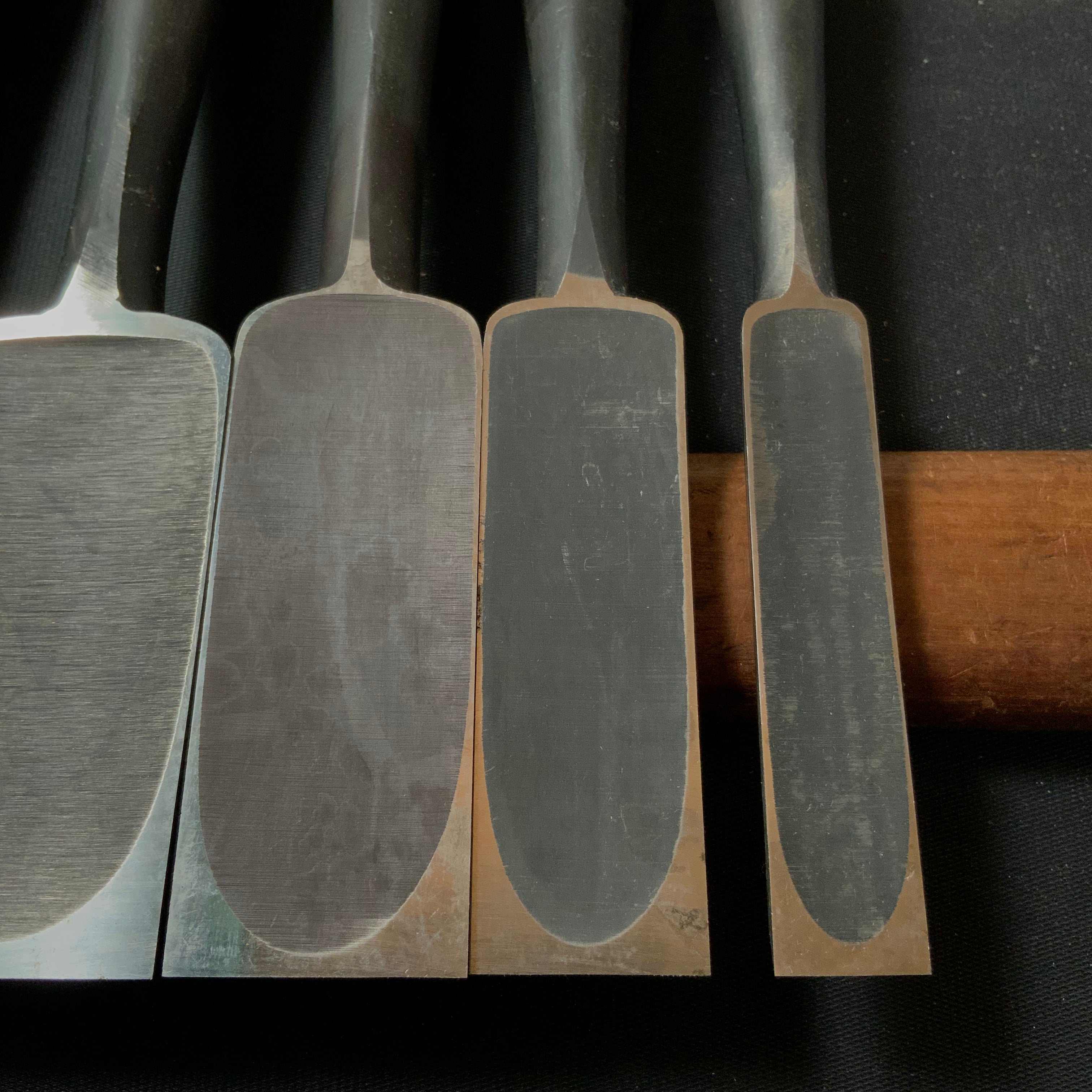 #M153  Mixed Middle Timber chisels set by unknown smith バラ鑿合わせ  半叩き組鑿 作者不明