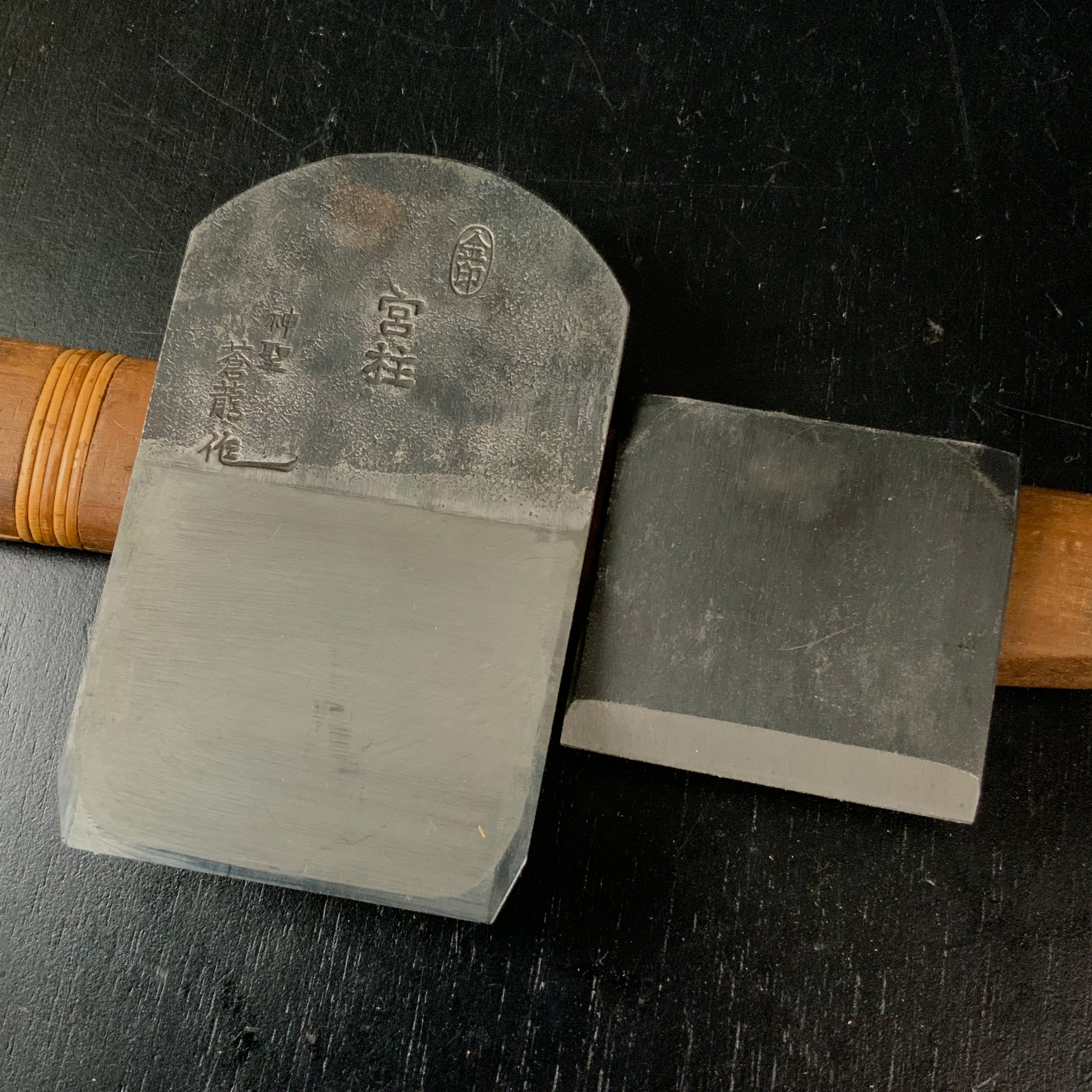 Old stock Miyabashira Smoothing Plane (Kanna) 掘出し物 宮柱 神聖蒼龍作 仕上げ鉋 70mm