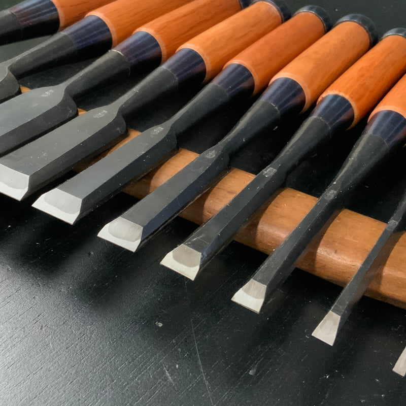 Kunitsuru bench chisels 10-piece set Blacksmith finish with white steel 掘出し物 國鶴 黒仕上 追入組鑿 10本組