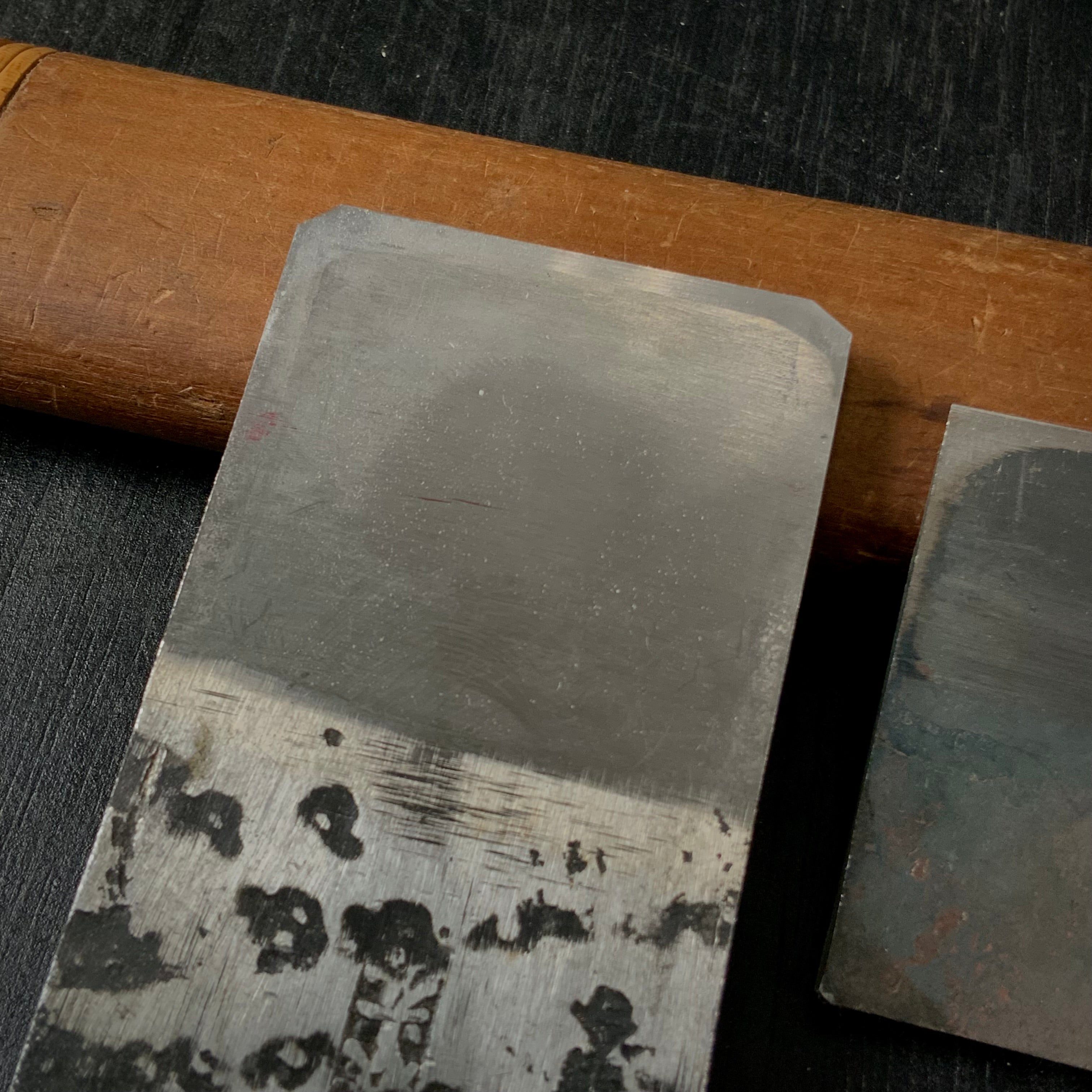 Old stock Yoshimitsu Small Plane(Ko-Kanna) Blue Steel   掘出し物 義光  小鉋  42mm 青紙付