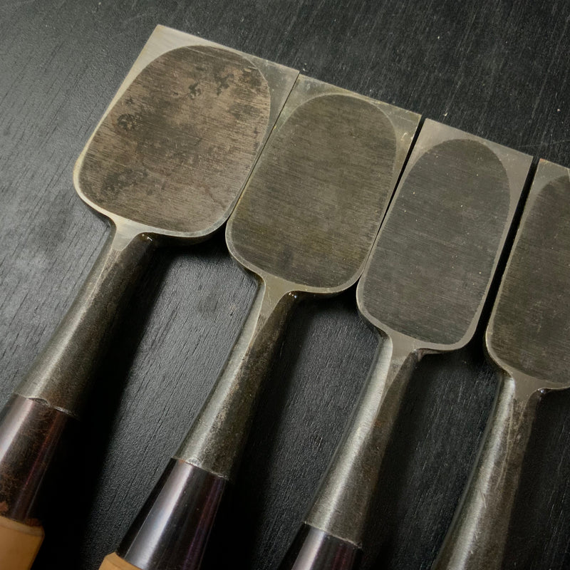 Old stock Oni-Ichimonji Bench chisels set   掘り出し物  鬼一文字 追入10本組鑿 Oiirenomi