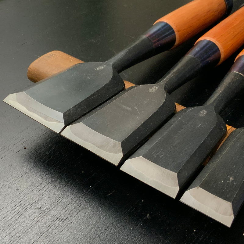 Kunitsuru bench chisels 10-piece set Blacksmith finish with white steel 掘出し物 國鶴 黒仕上 追入組鑿 10本組