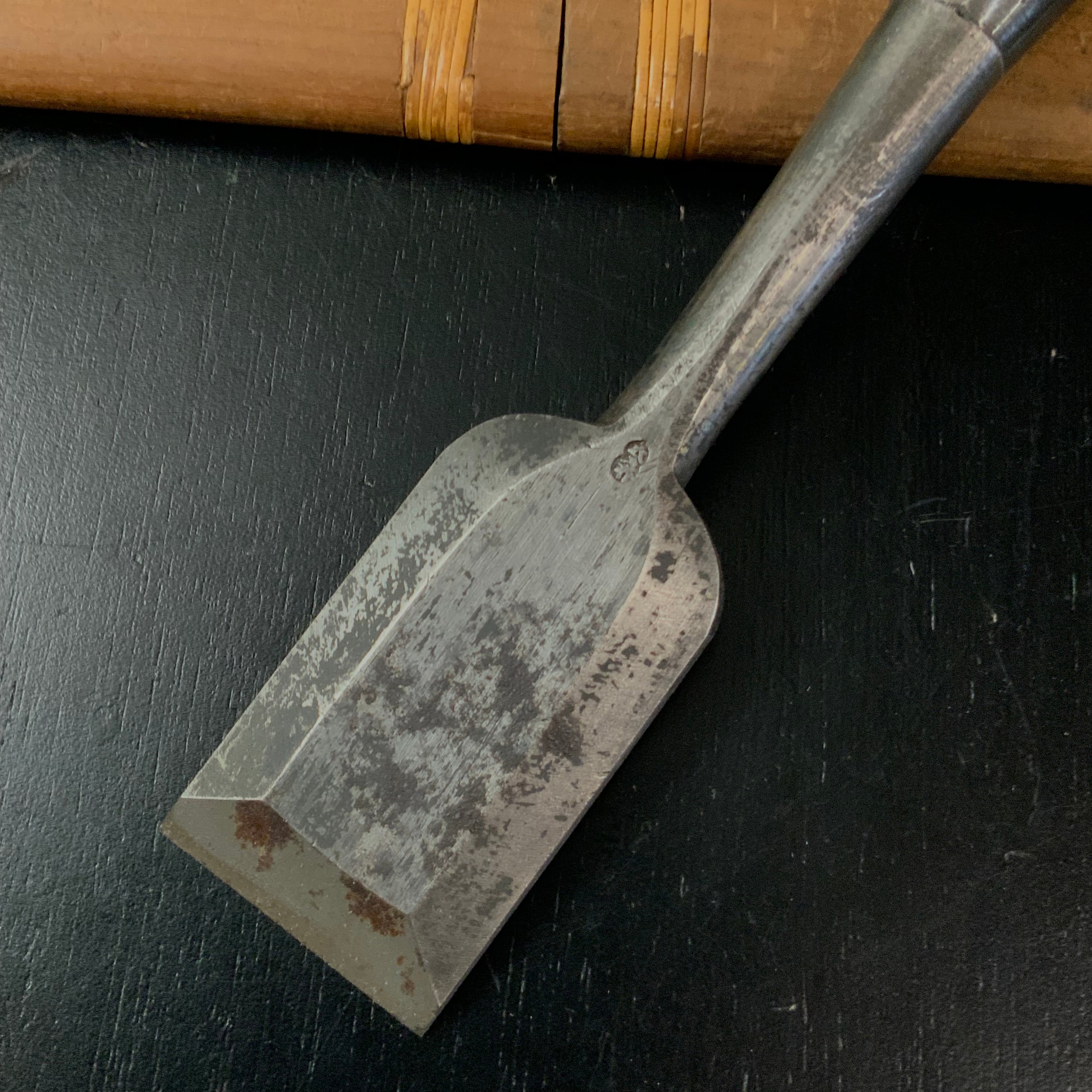 Old stock Hidari Hisasaku Timber chisels  48mm        掘出し物 左久作 叩き鑿 48mm