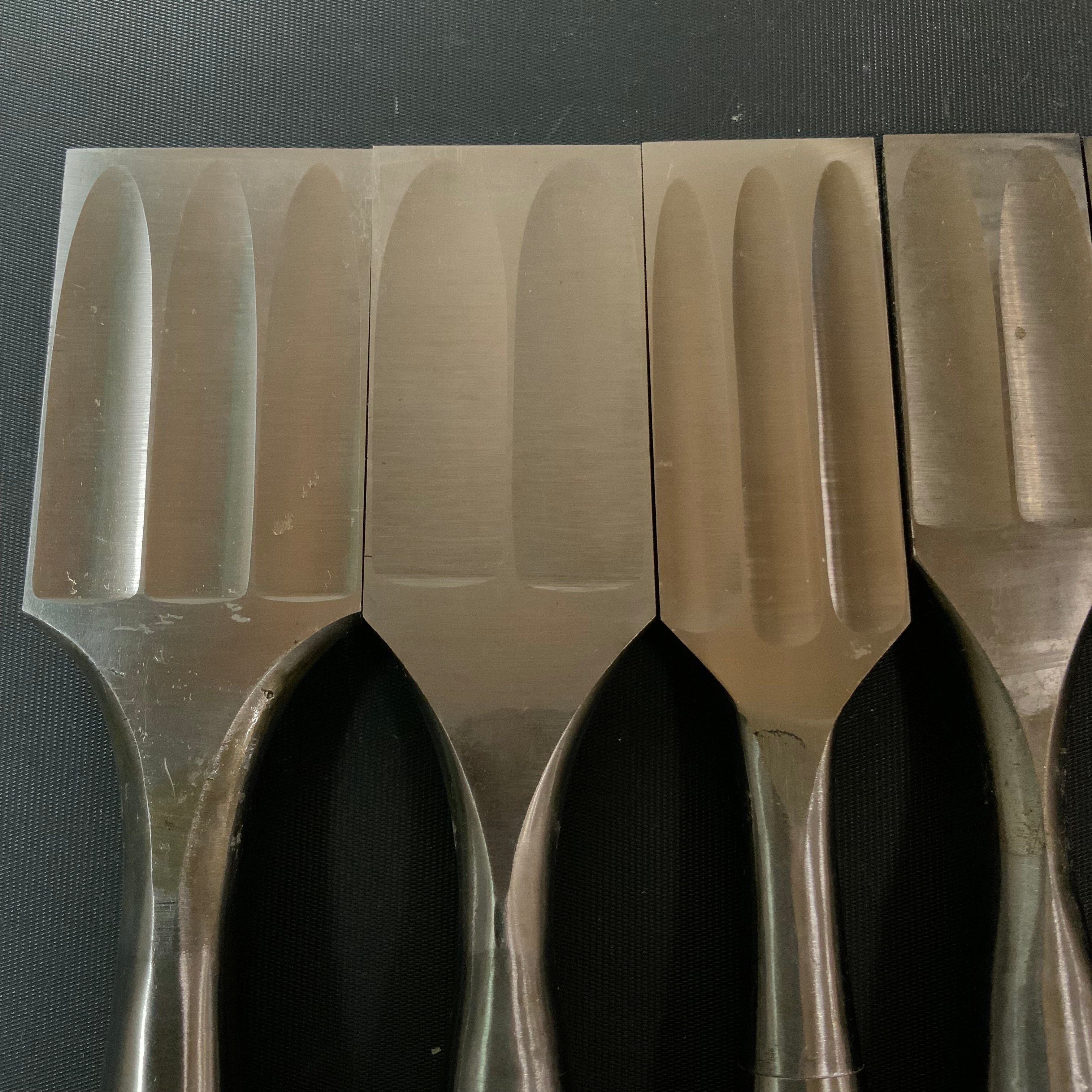 Old stock #8 Mixed set High-Speed Steel Damekiri chisels Timber chisels 掘出し物 バラ鑿合わせ ハイス ダメ切鑿 6本組