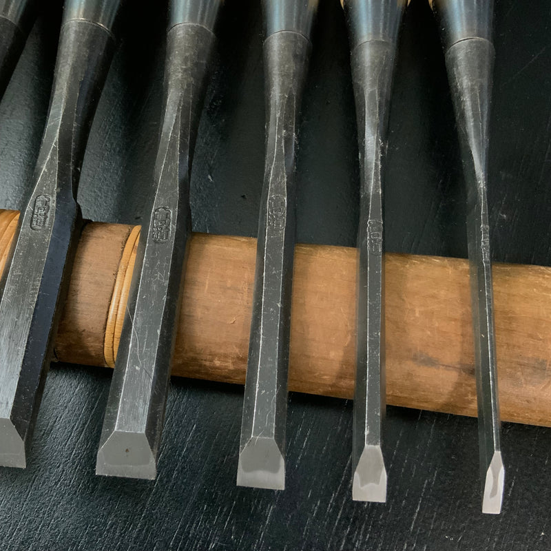 Takashiba Bench chisels set (Oirenomi) with wooden box 高芝 追入組鑿 白紙鋼 桐箱付