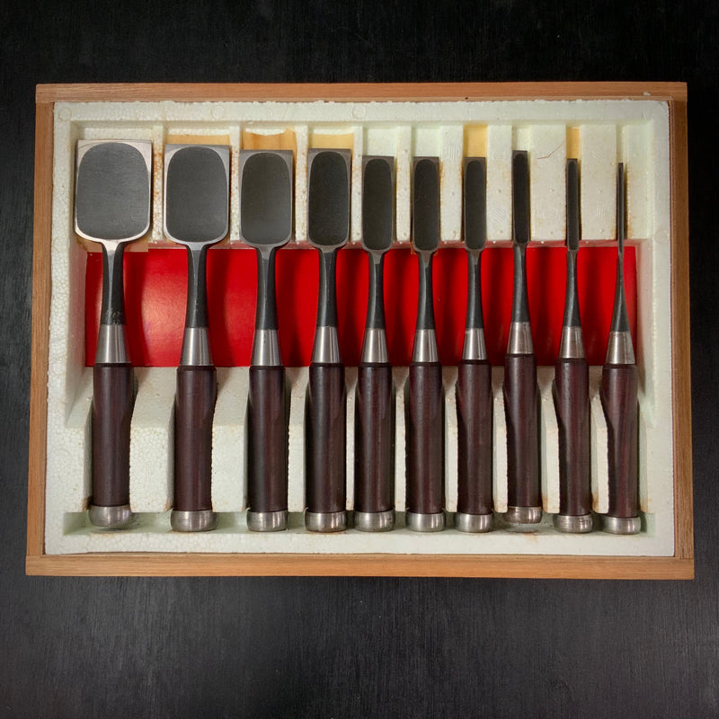 Old stock Ichihiro Bench chisels set    掘出し物 市弘 山崎勇作 追入組鑿  Oirenomi