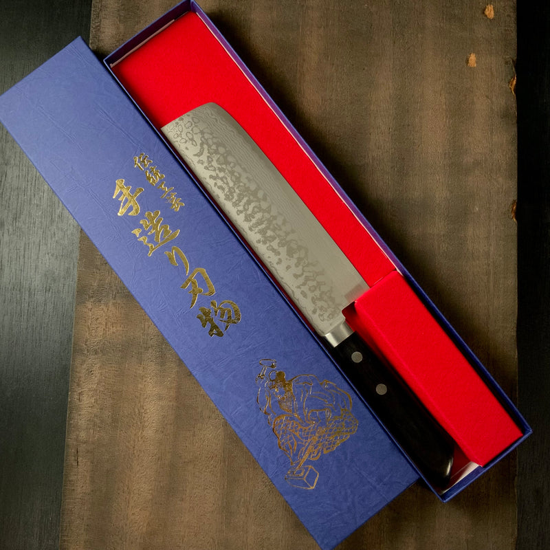 Haku-un Nakiri knife with a 17-layer stainless steel cladding 本鍛造白雲  Ｖ金10号口金付積層菜切包丁 165mm