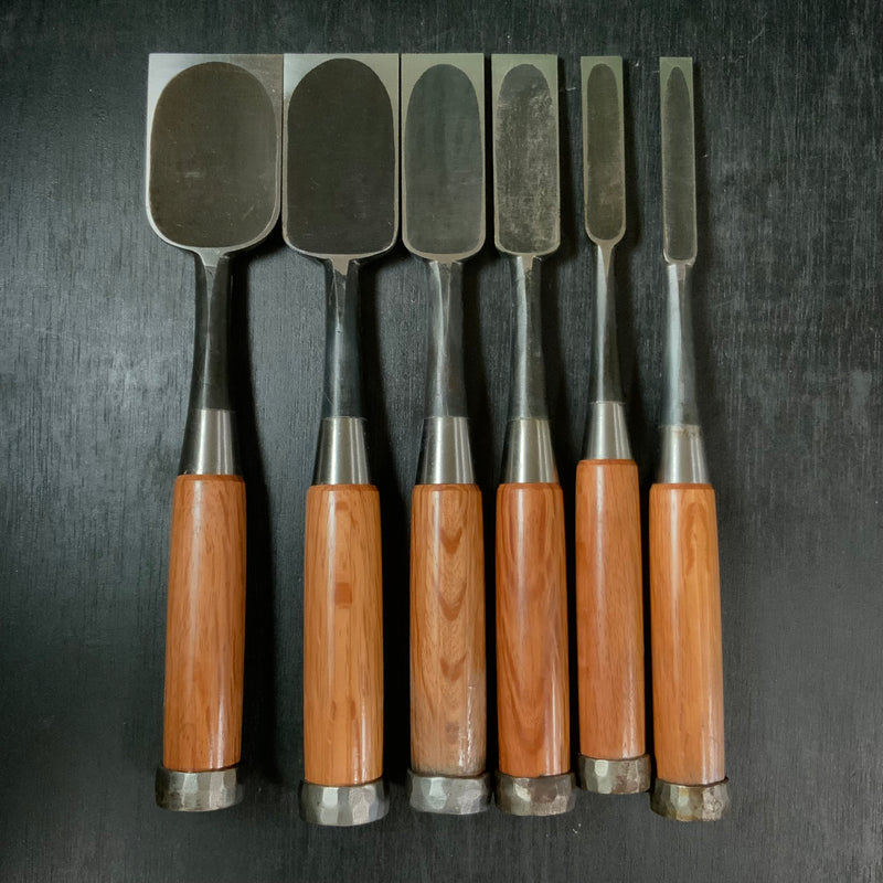 Old Stock Kanehiro Shorter Timber chisels 6piece set / 掘り出し物 兼弘 半叩鑿  6本組