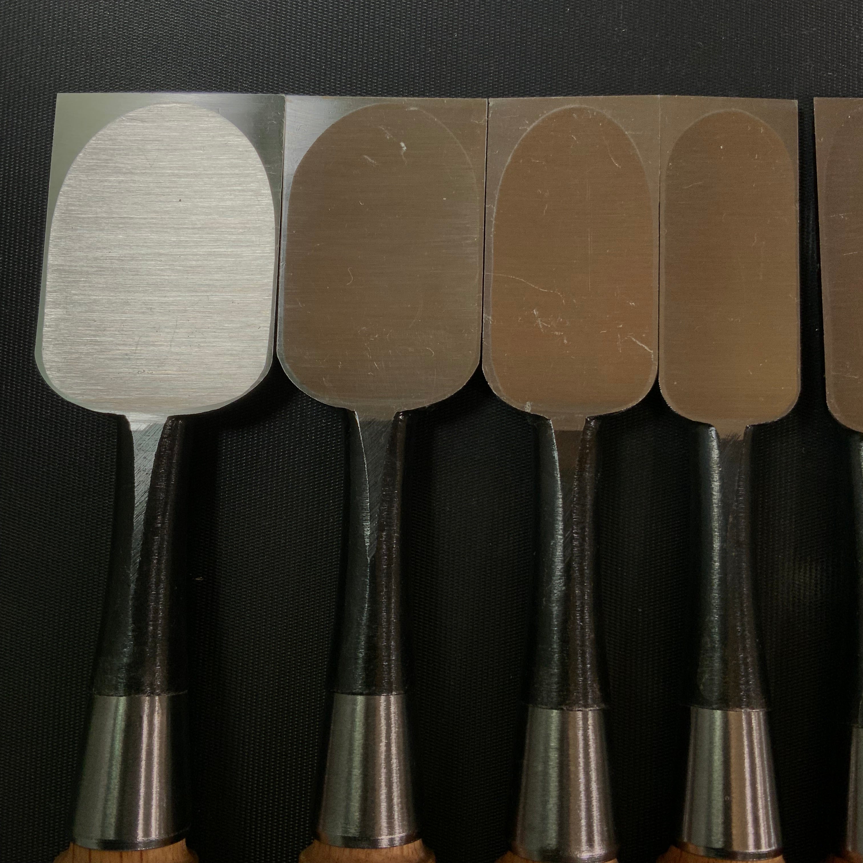 Yoshitaka Bench chisels set (Oirenomi)      /      義隆 追入組鑿  10本組