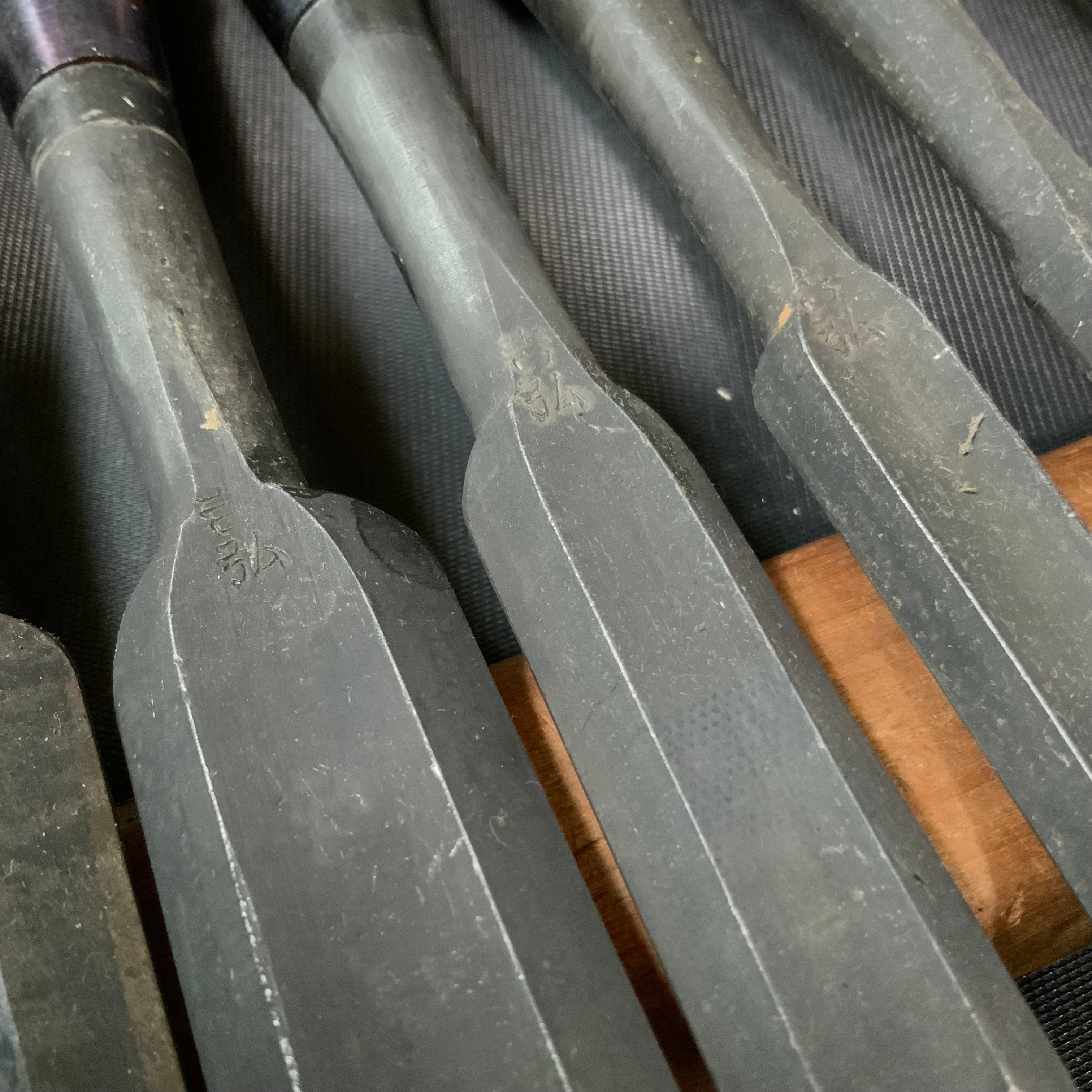 #14 Old stock Soto maru chisels set with white steel 掘出し物 外丸組鑿 10本組 Sotomarunomi