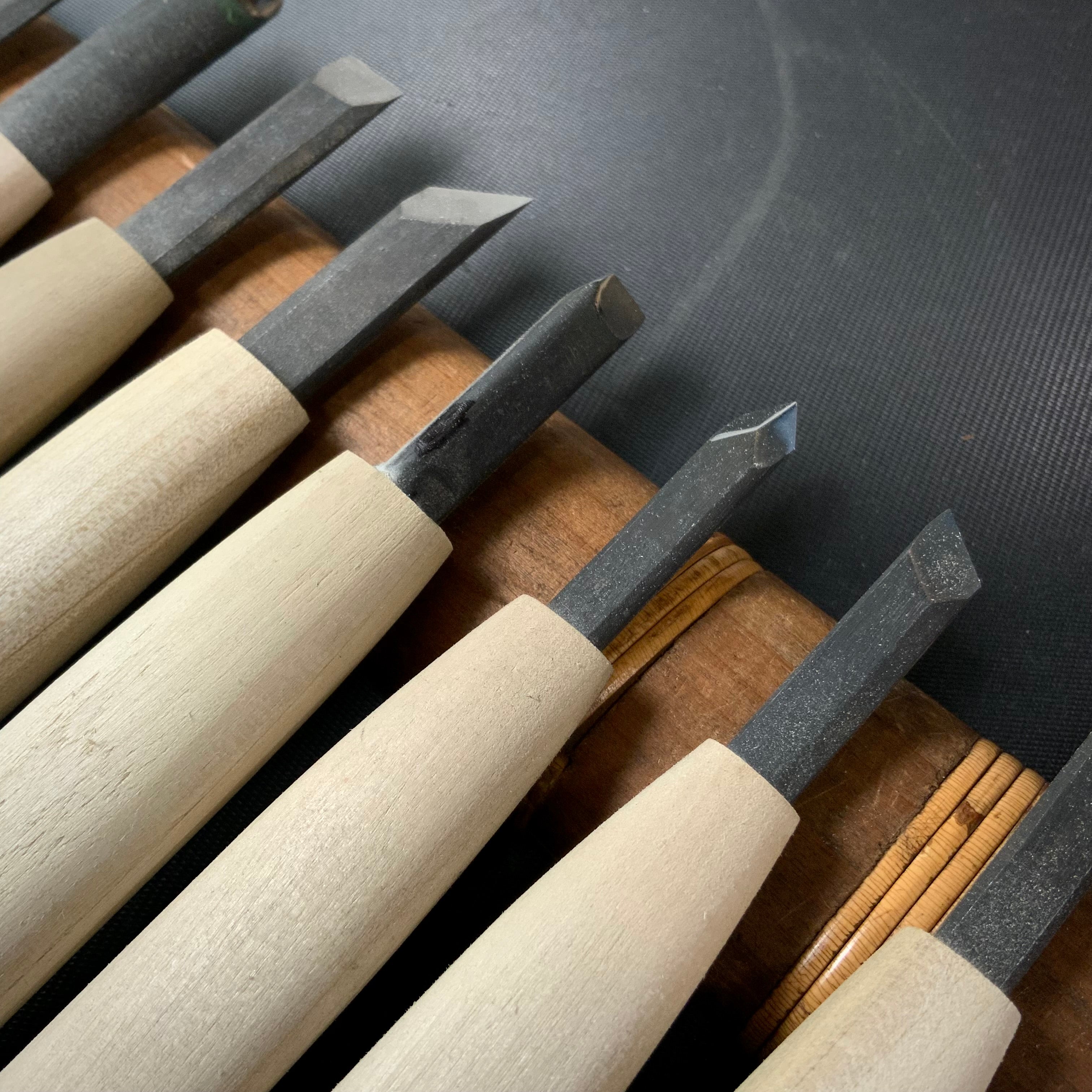 Baishinshi Carving chisels set    /       梅心子 彫刻刀10本組   Chokokuto