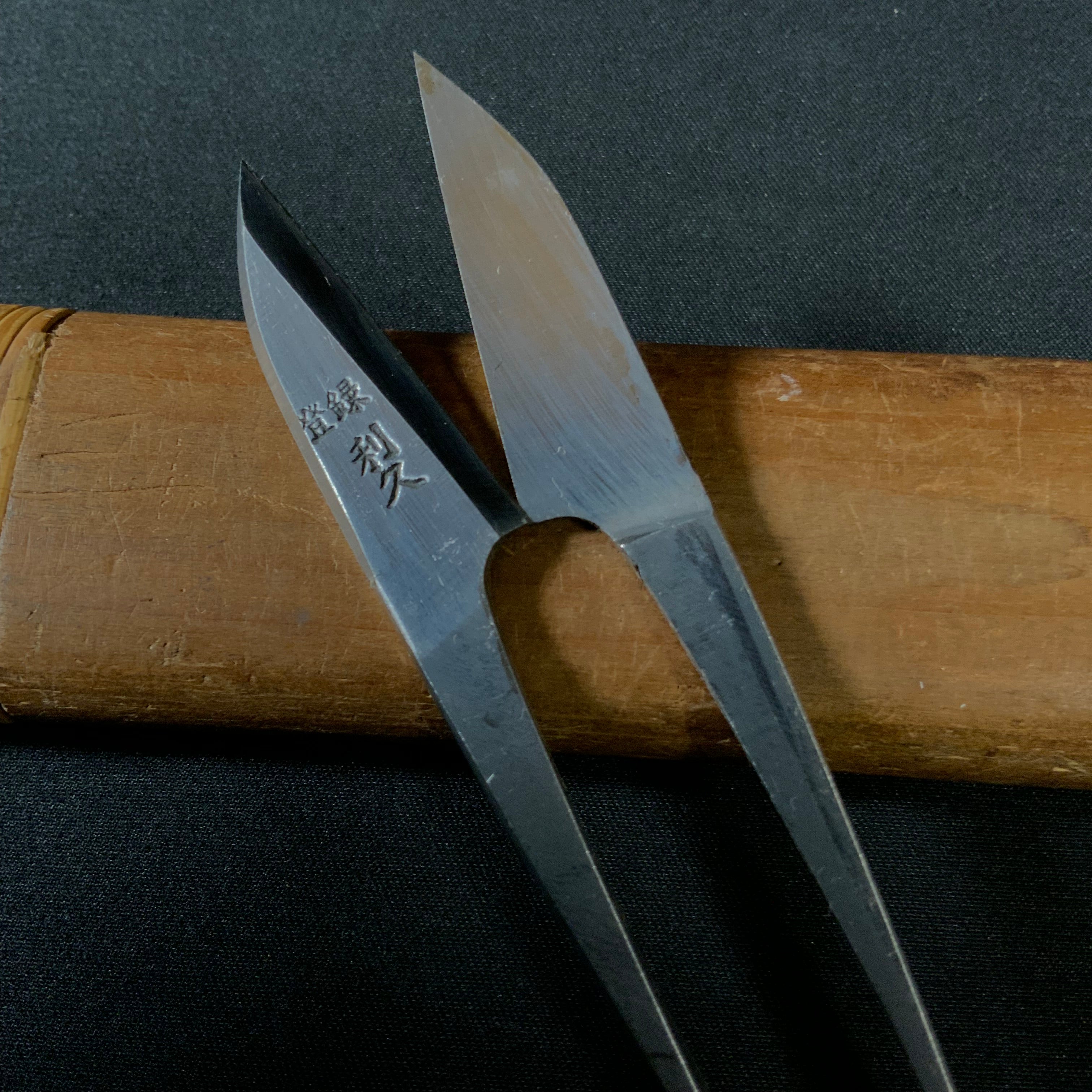 Old stock Toshihisa Nigiri basami Hand made Traditional Japanese scissors  掘出し物 利久 握り鋏 シルバー 手作り