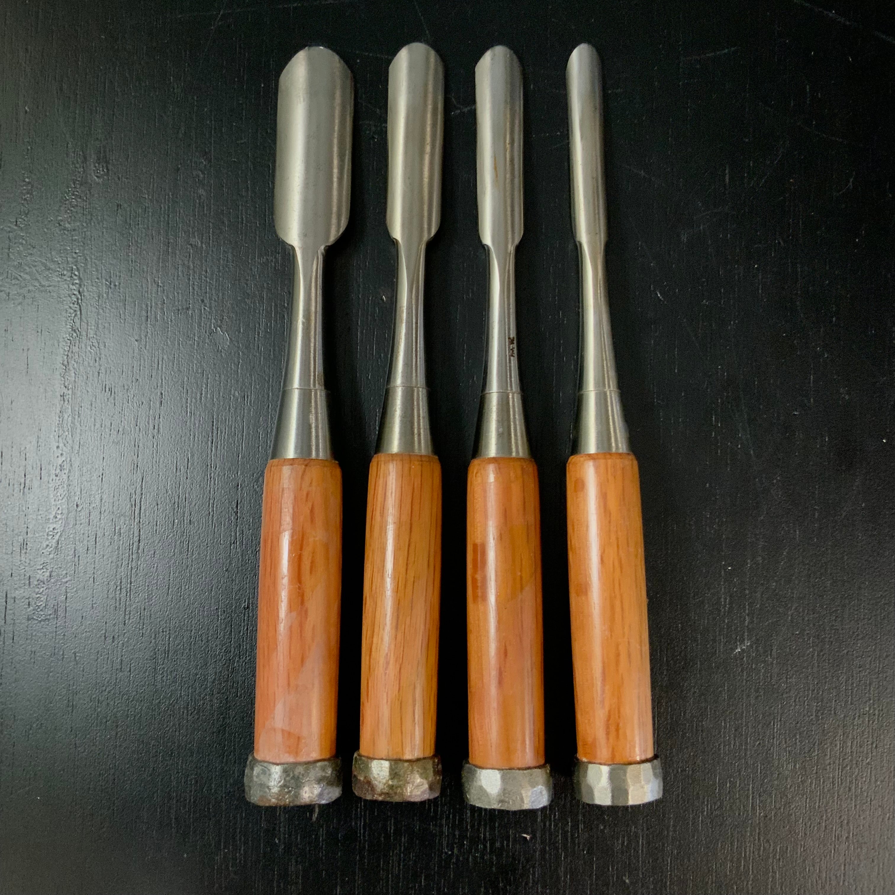 Sukemaru High-Speed Steel Sotomarunomi chisels set 4pc    助丸 ハイス 外丸鑿 Sotomarunomi 4本組