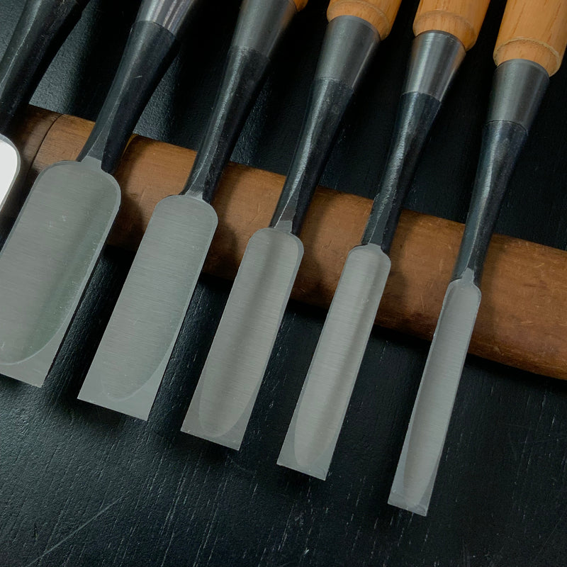 Yoshitaka Dovetail Bench chisels 5pc set  義隆 追入鎬組鑿 5本組 Oirenomi