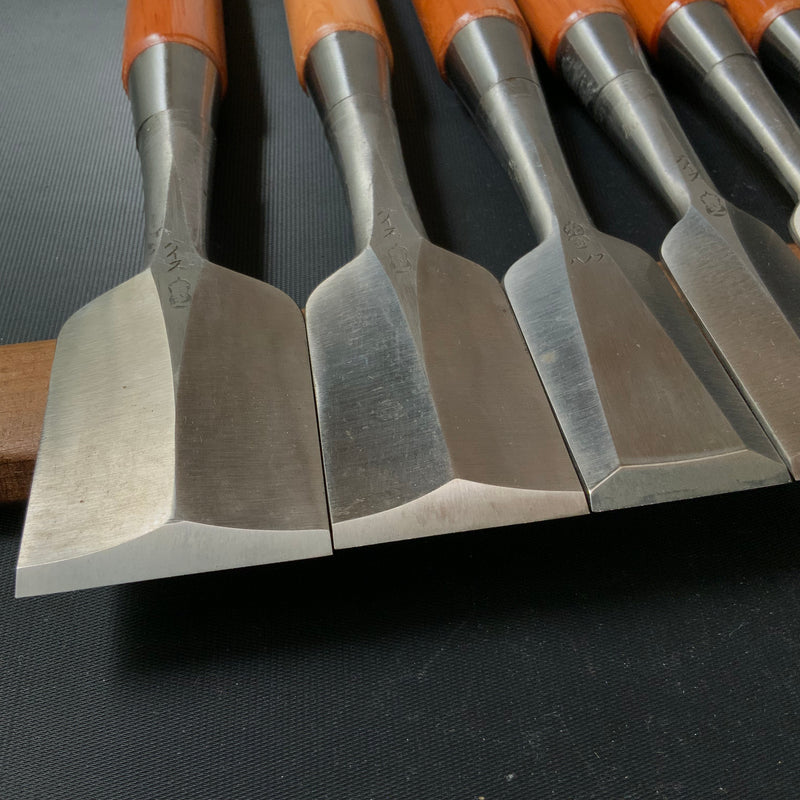 Old stock #6 Sukemaru 4th Wholesaler stamp High-Speed Steel Bench chisels set 掘出し物 四代助丸 問屋銘 ハイス鋼追入組鑿 Oirenomi